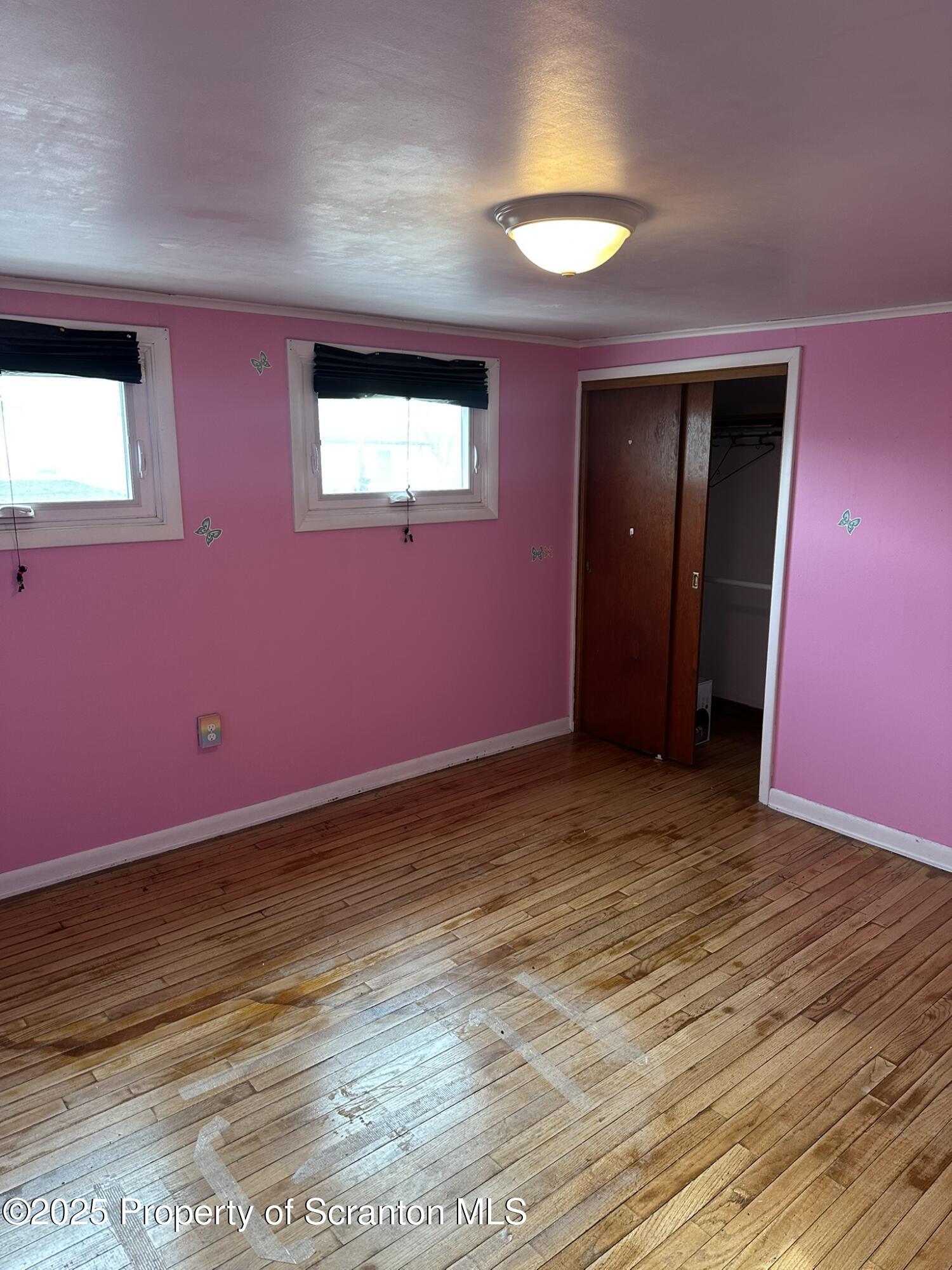 142 S Van Buren Avenue