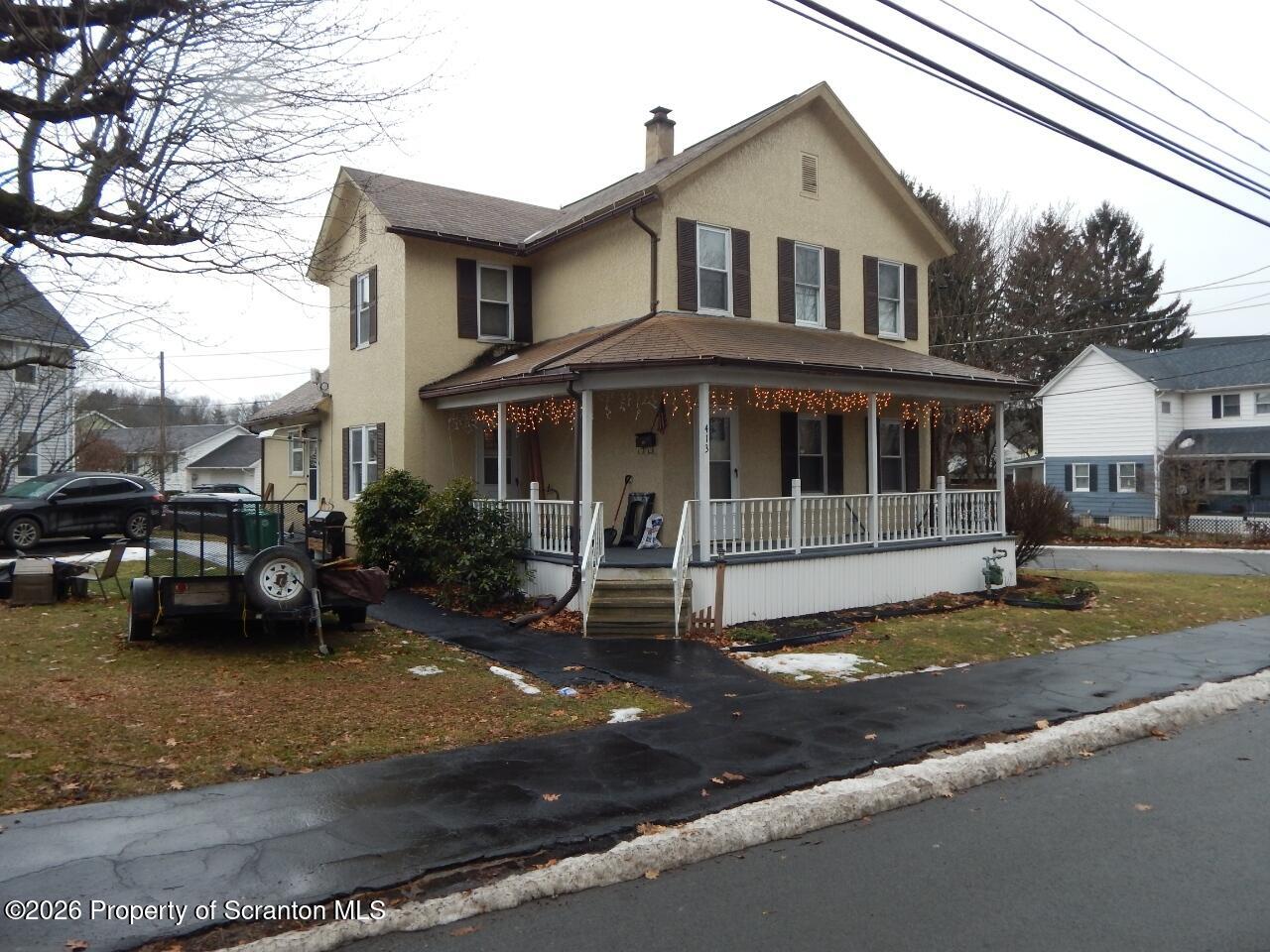 413 Delaware Street