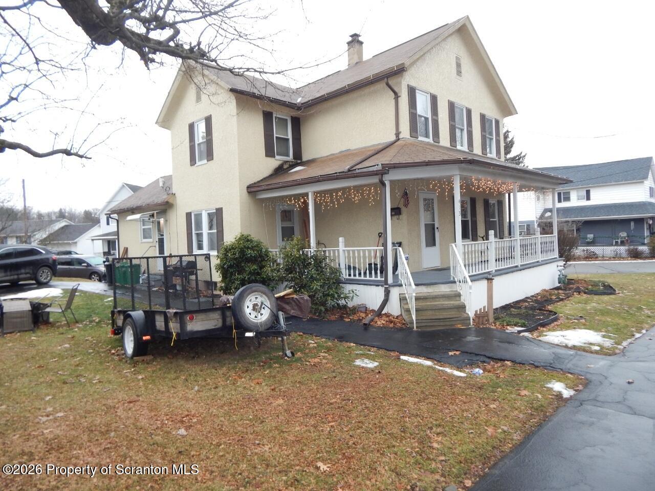 413 Delaware Street