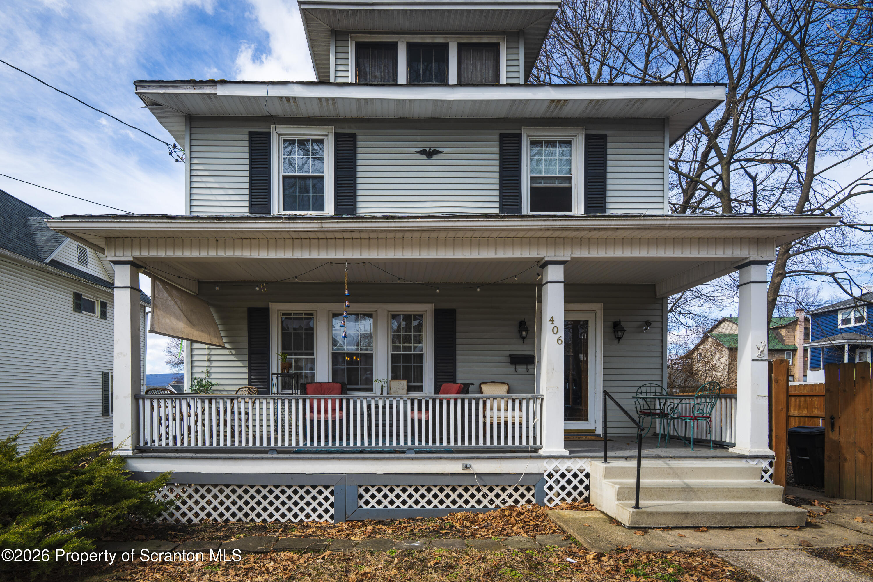 406 3rd Street