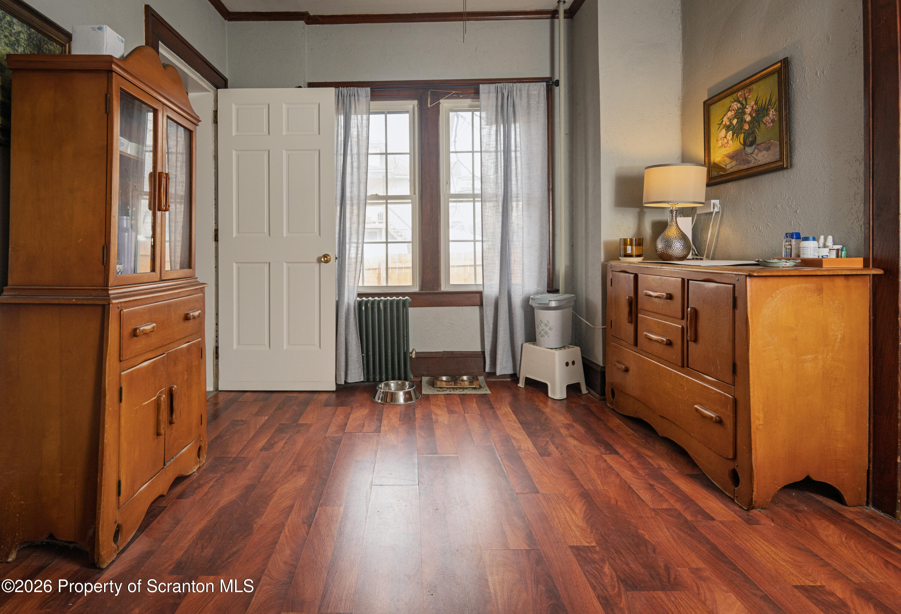 406 3rd Street
