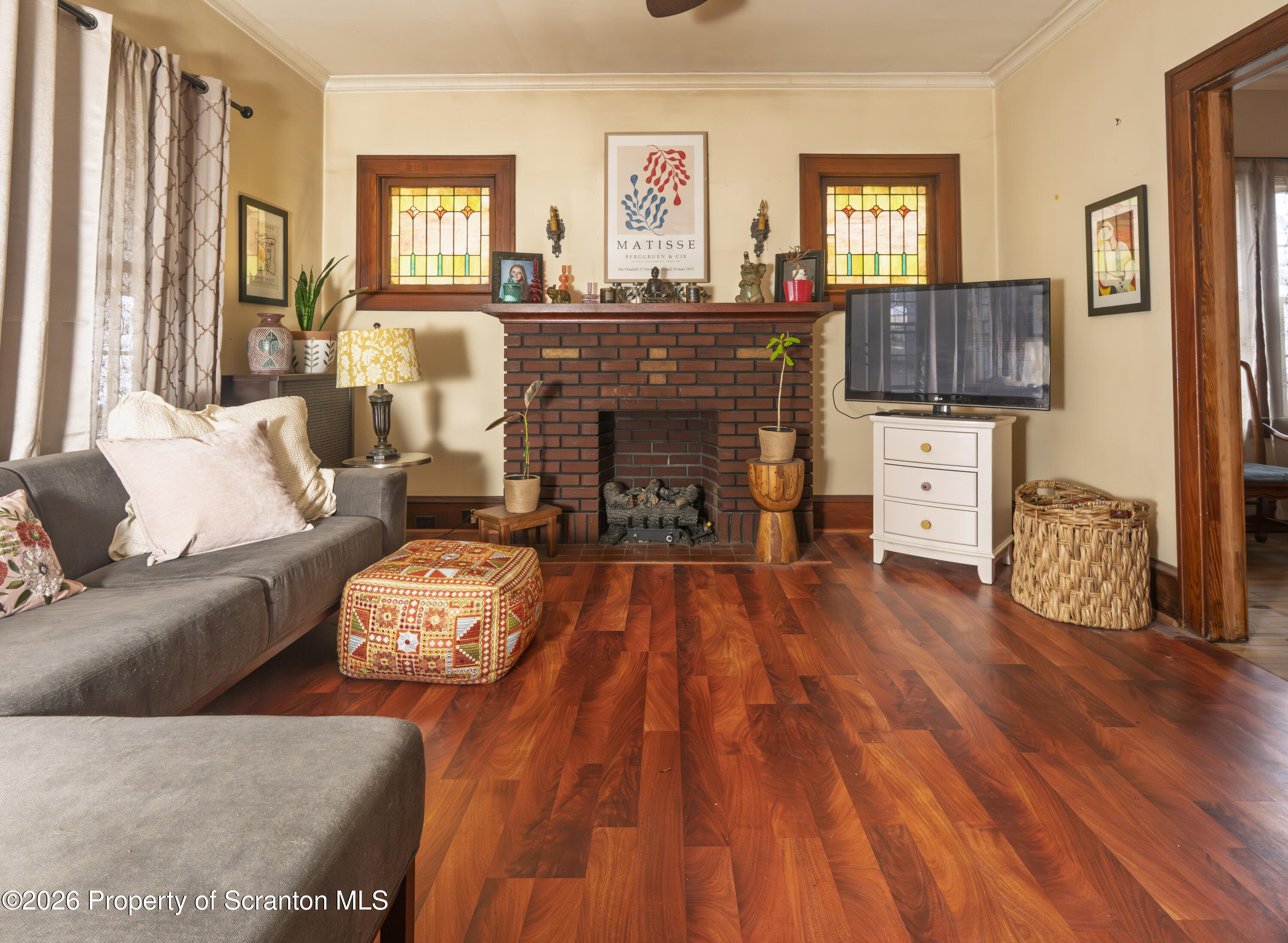 406 3rd Street