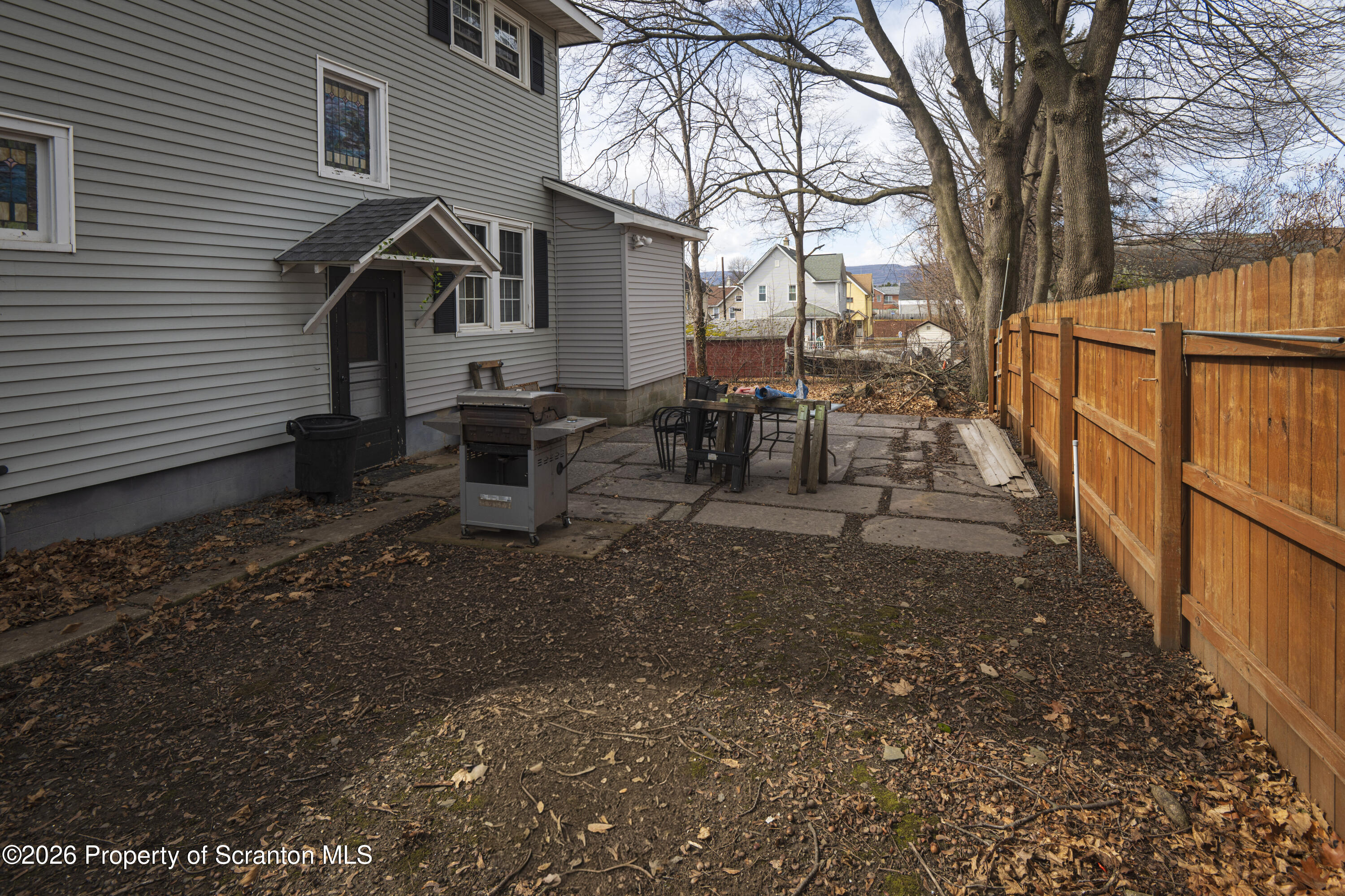 406 3rd Street