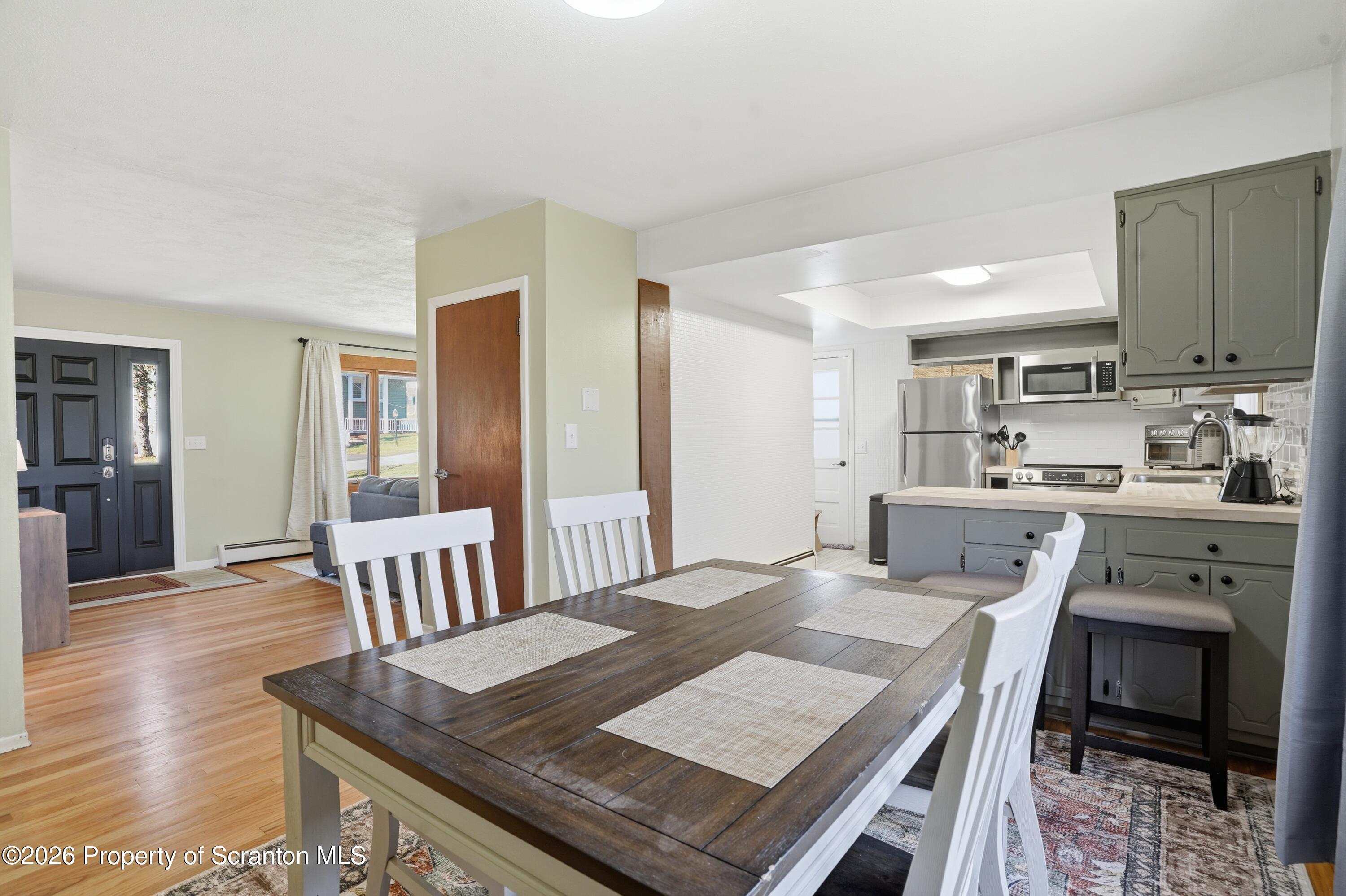 114 Parkwood Avenue
