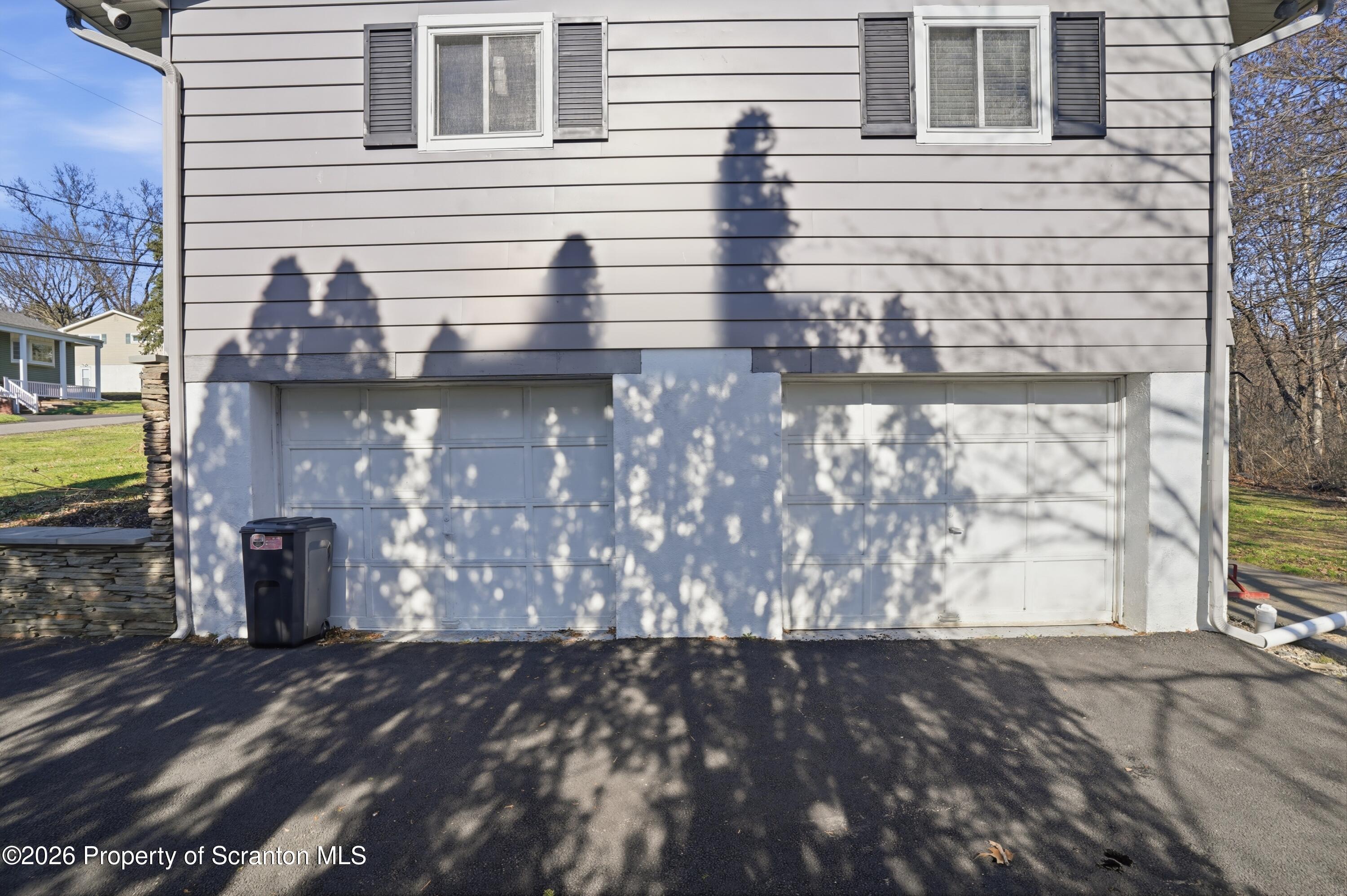 114 Parkwood Avenue