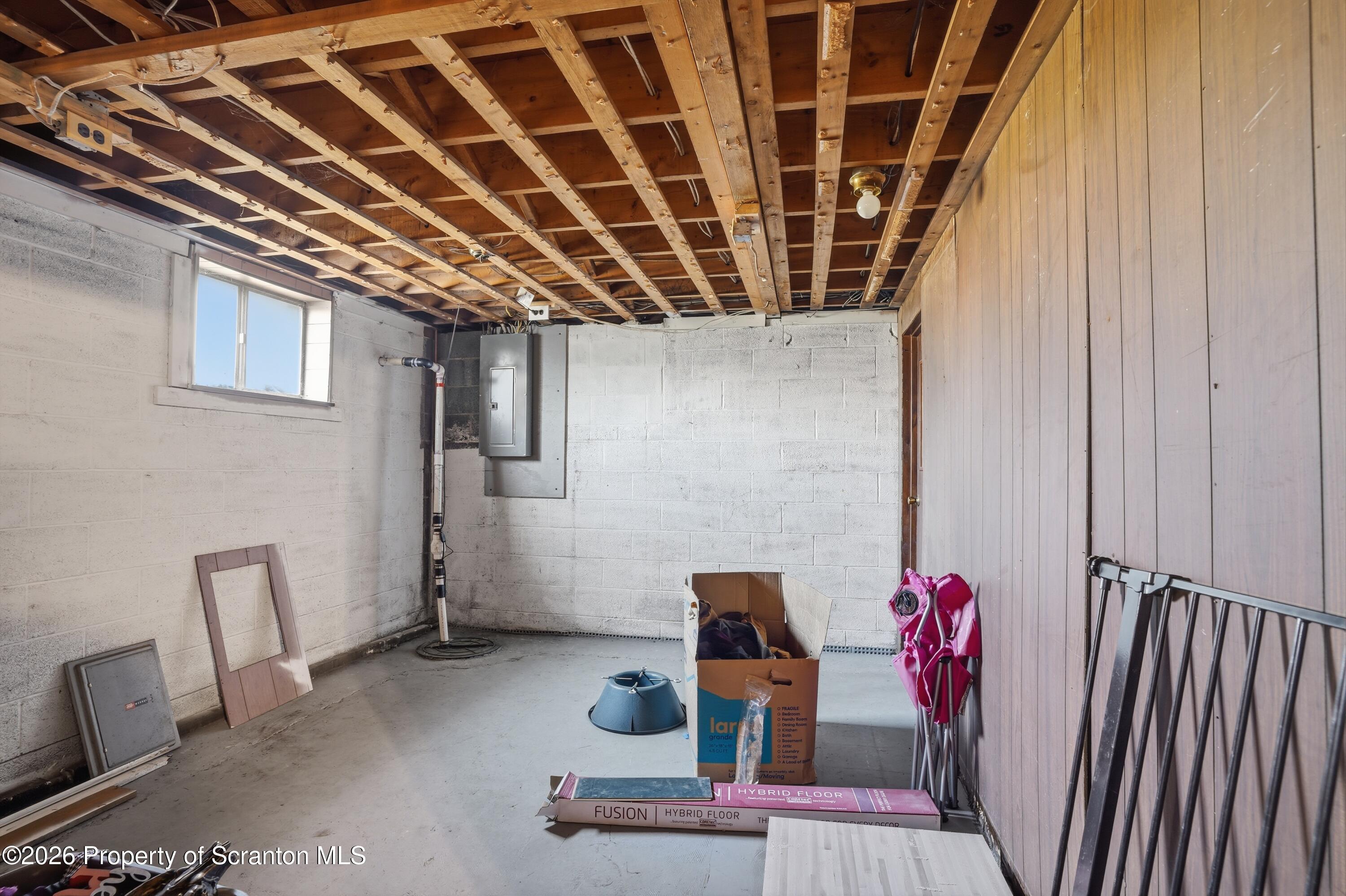 114 Parkwood Avenue