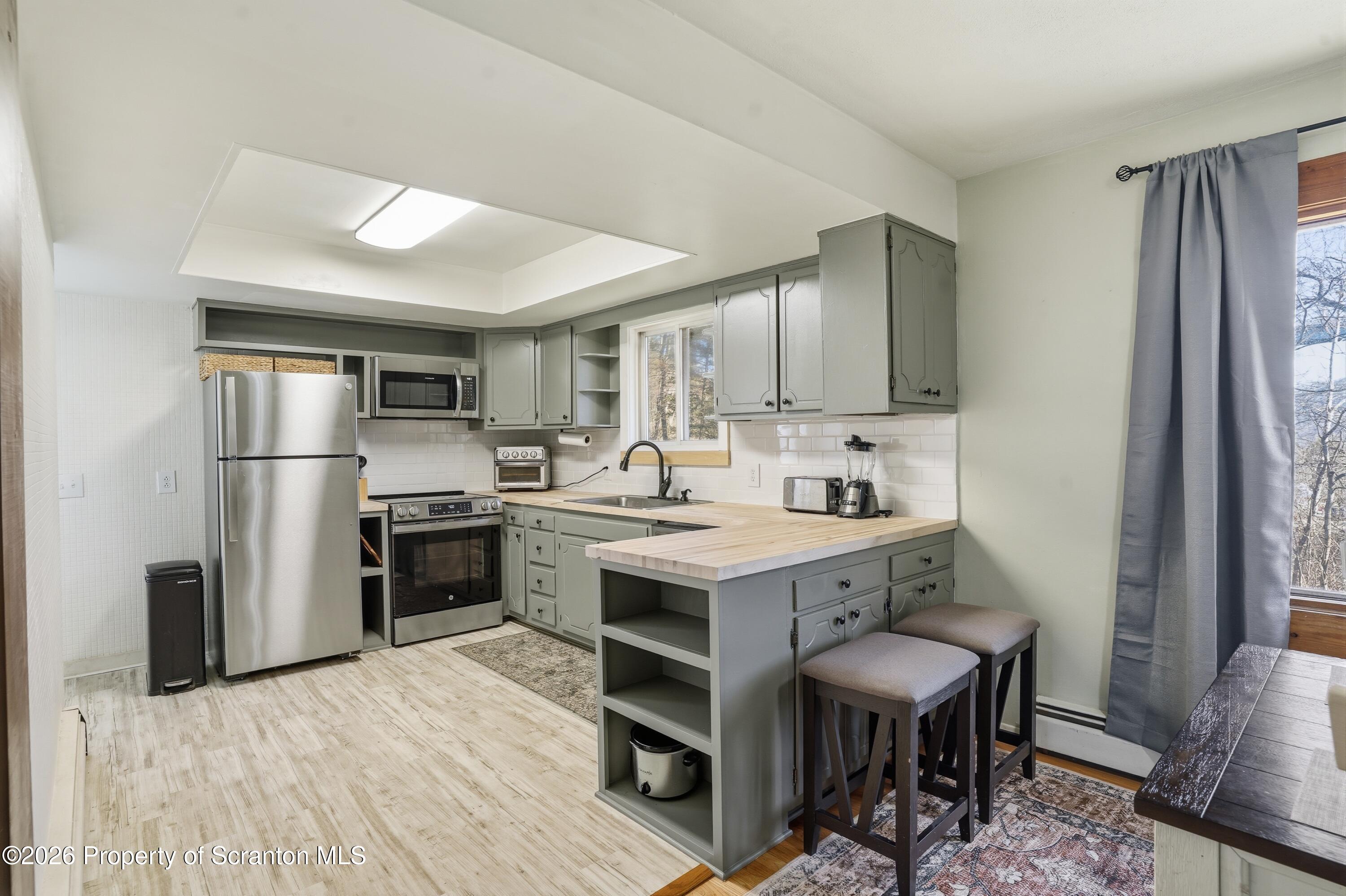 114 Parkwood Avenue