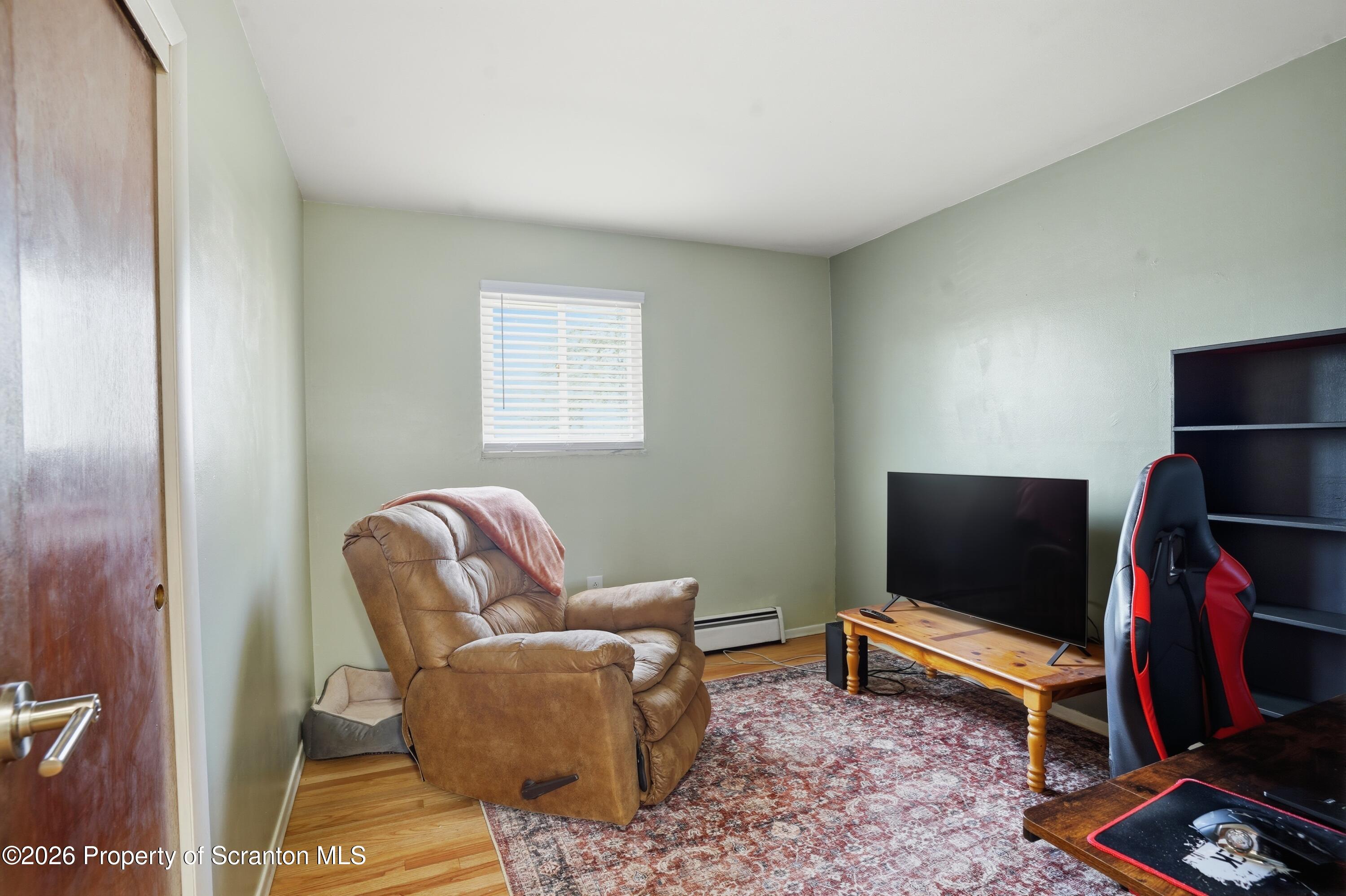 114 Parkwood Avenue