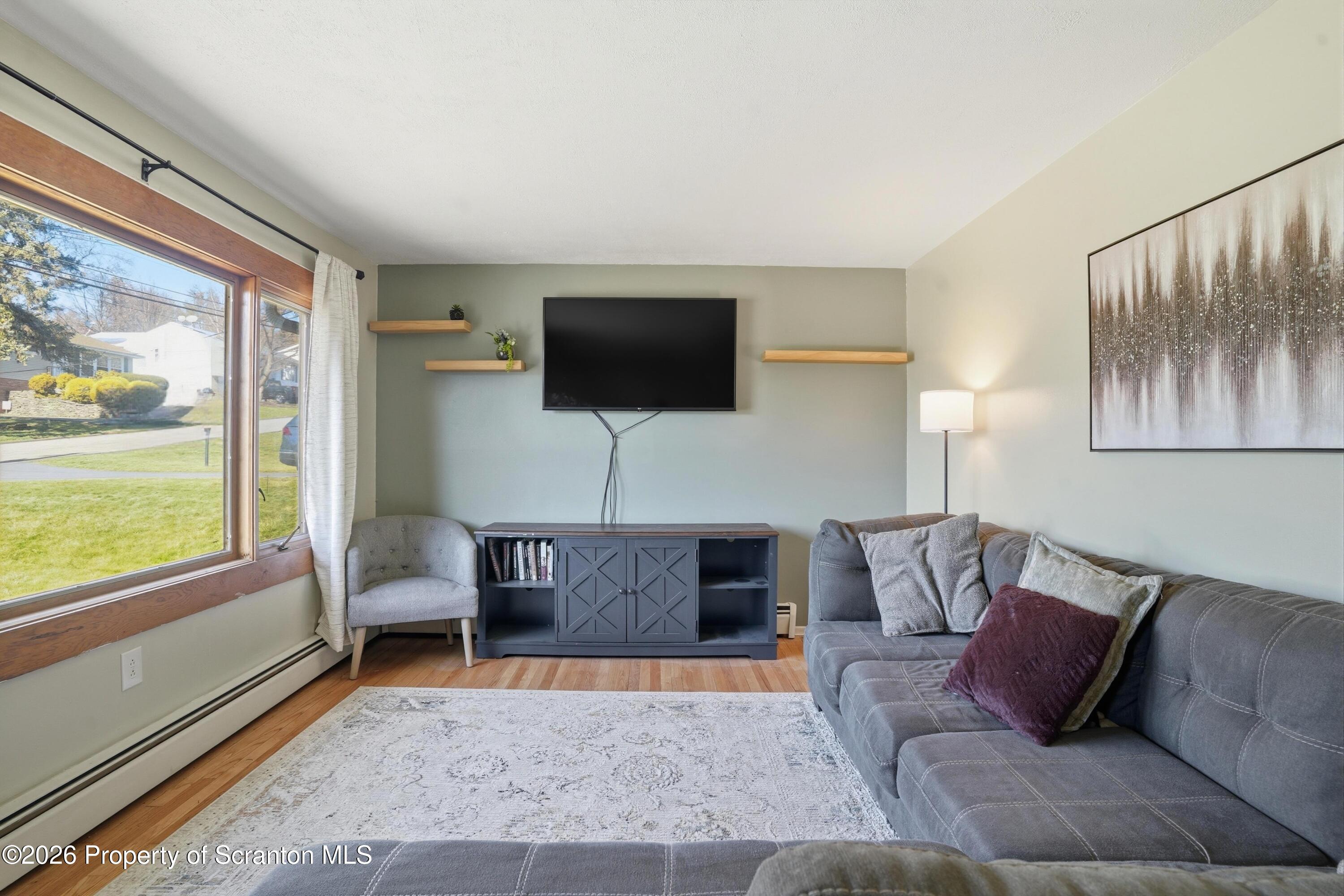 114 Parkwood Avenue