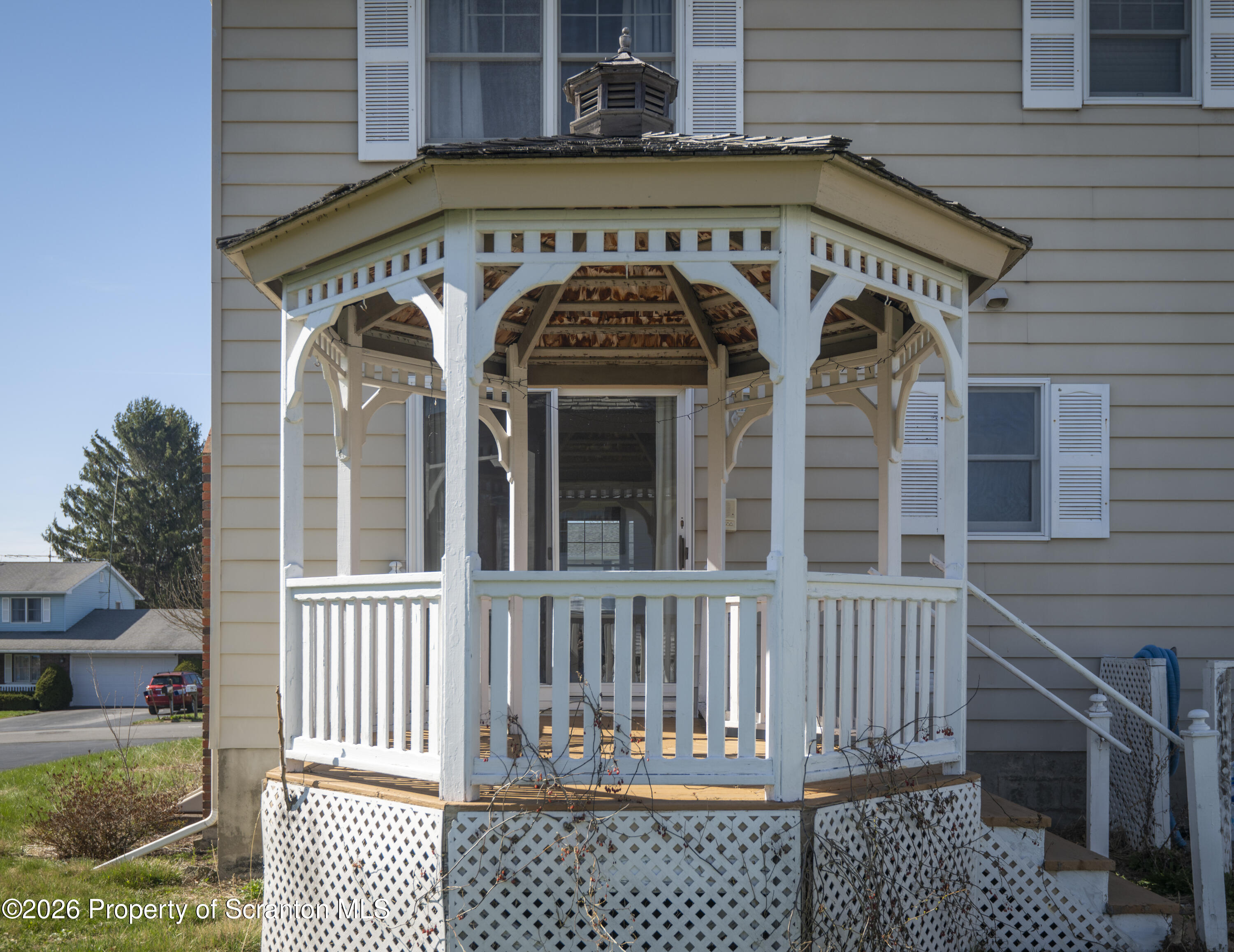 801 Laconia Circle