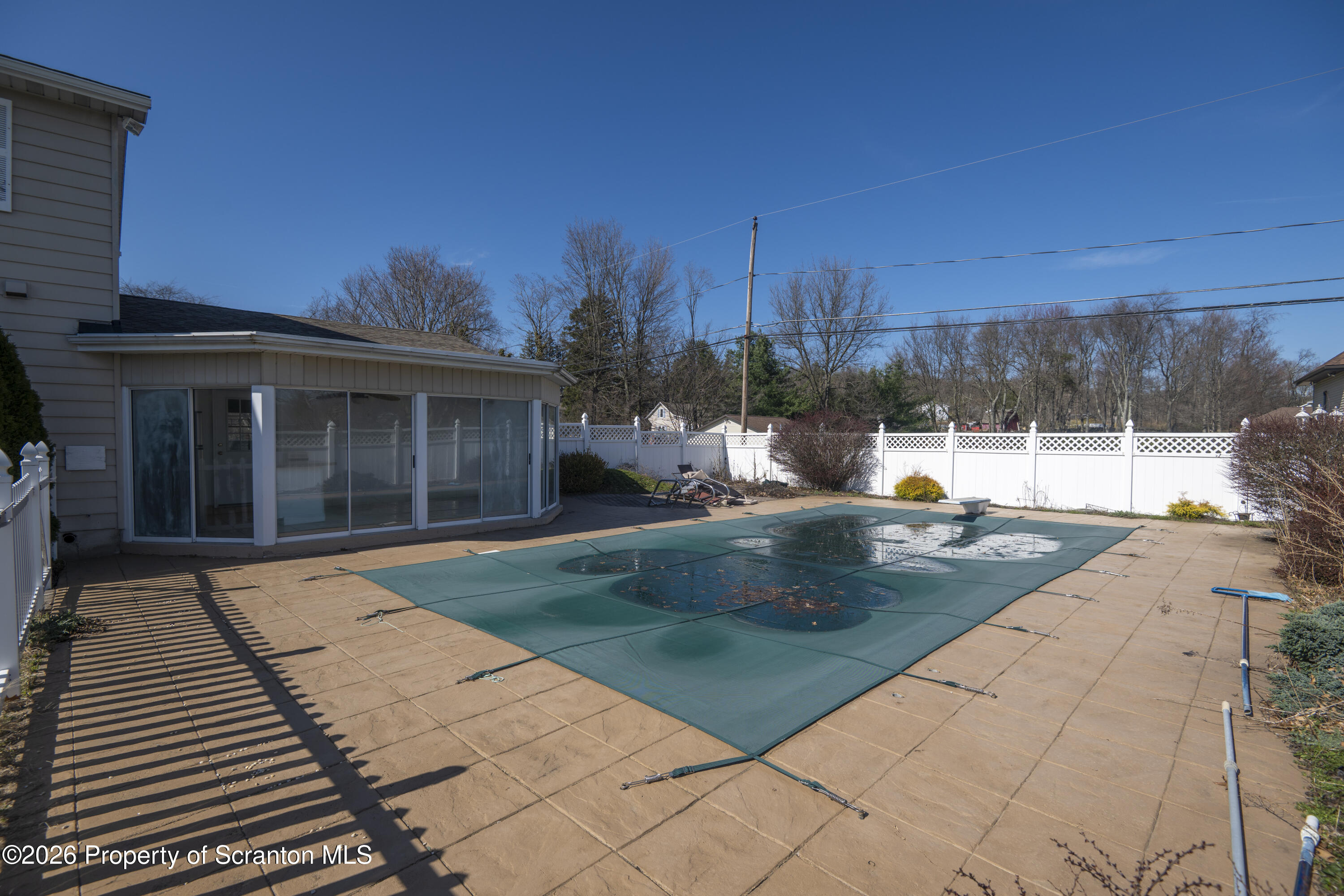 801 Laconia Circle