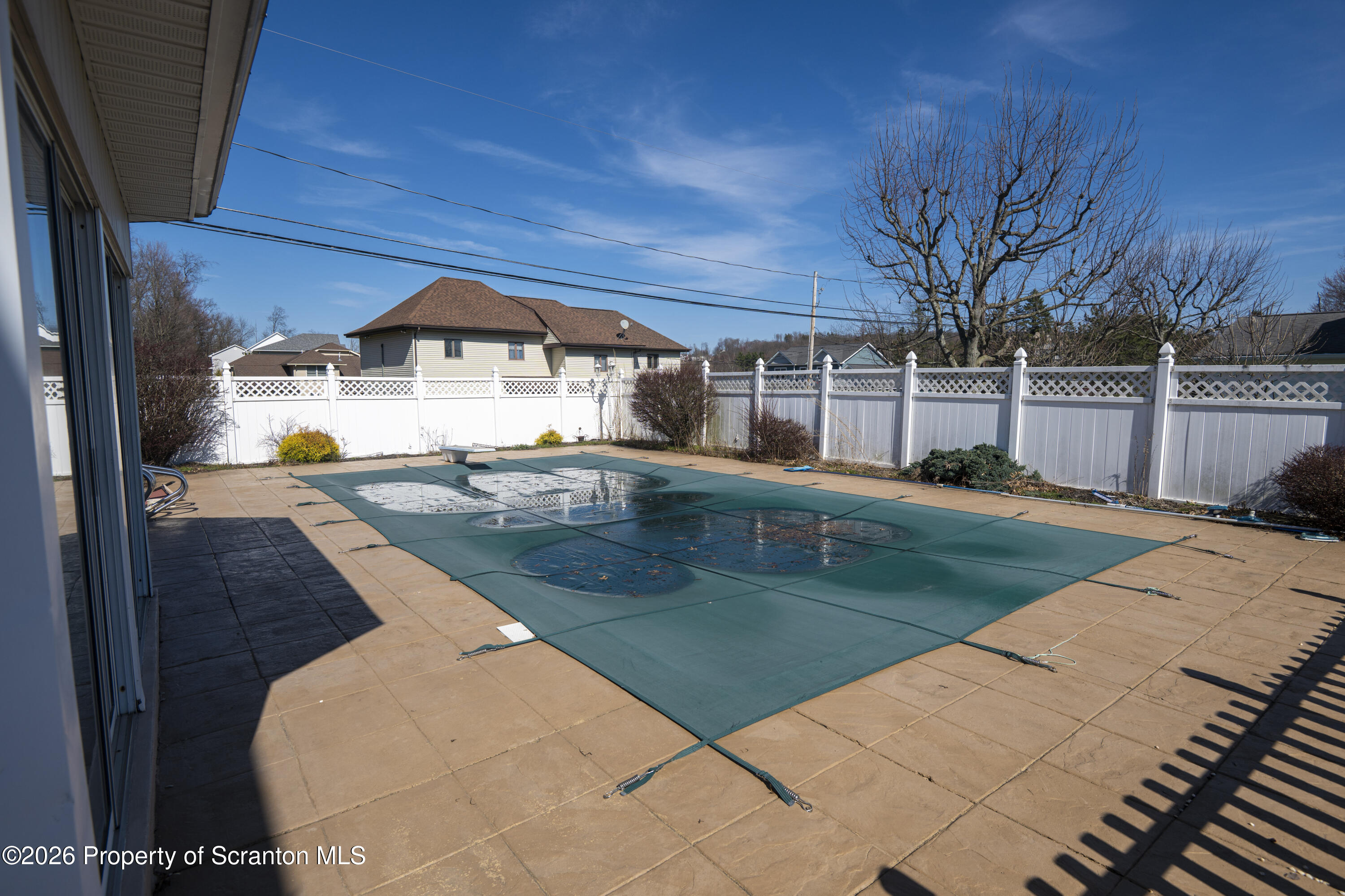 801 Laconia Circle