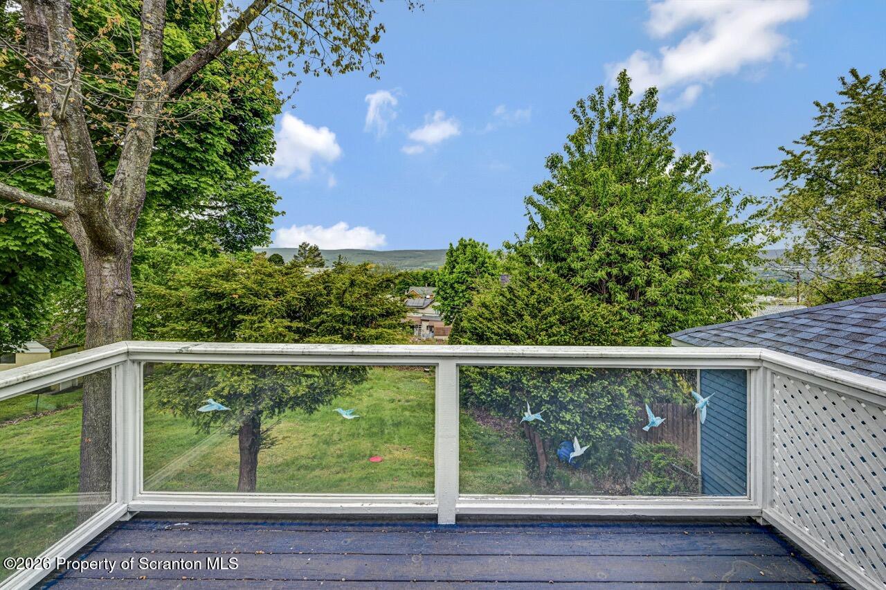 1107 N Irving Avenue