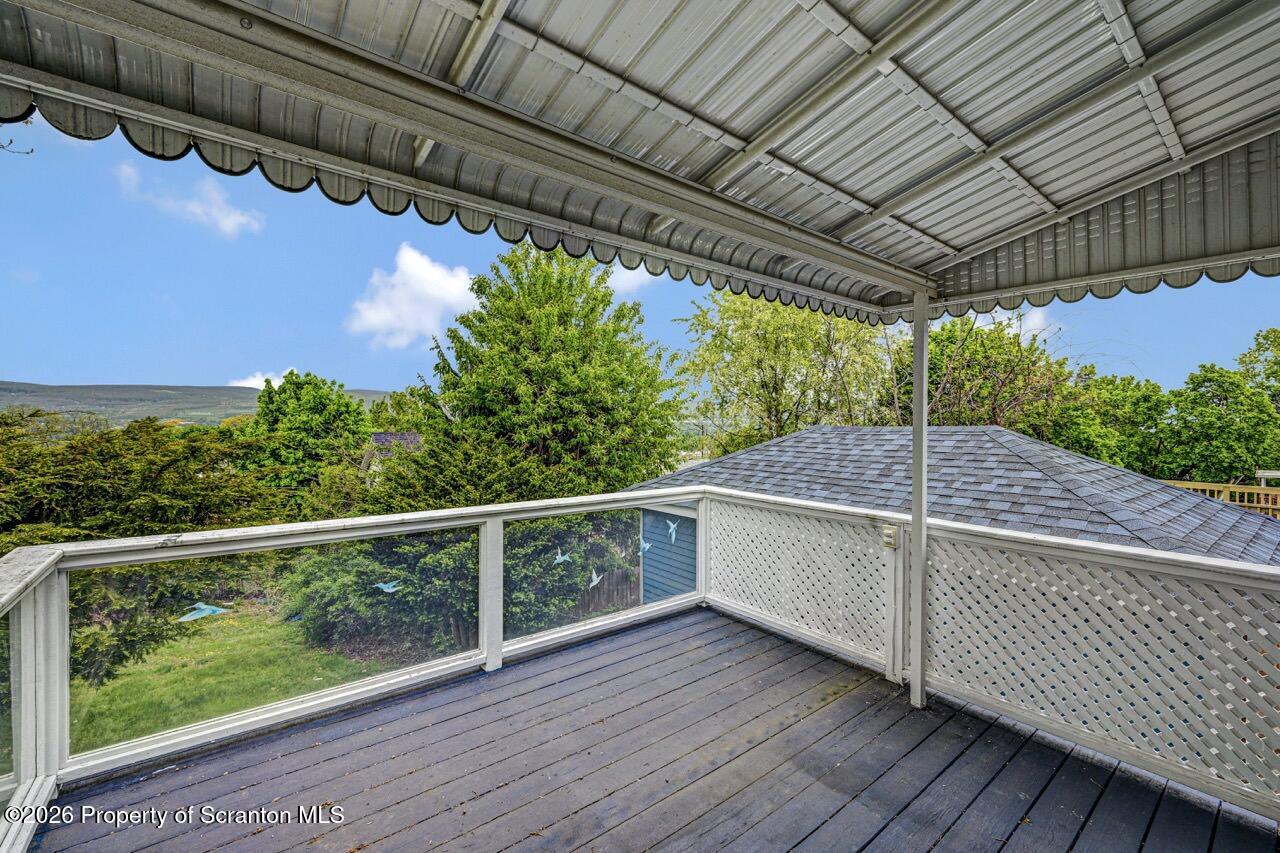 1107 N Irving Avenue