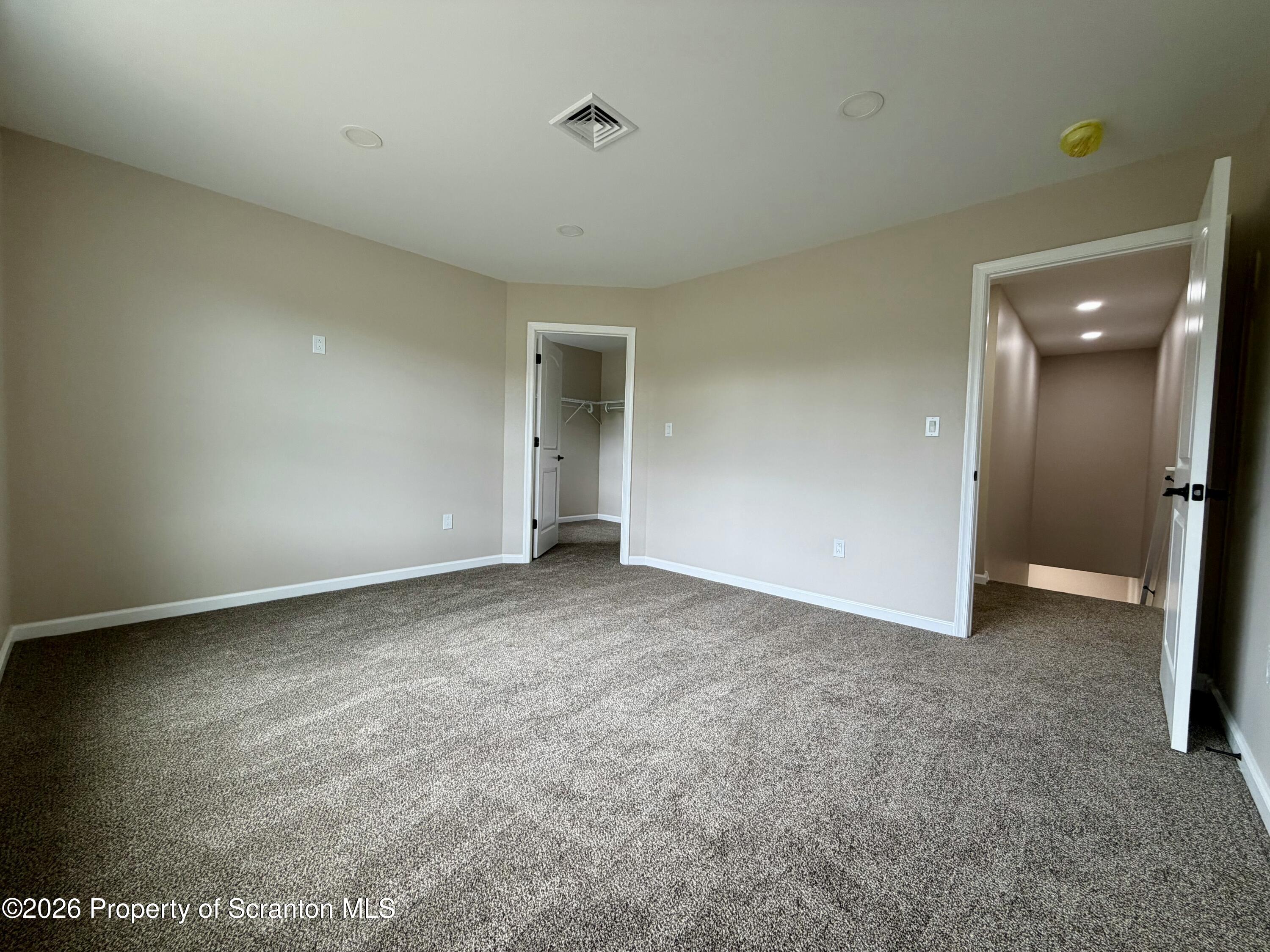 1066 Lakeland Drive