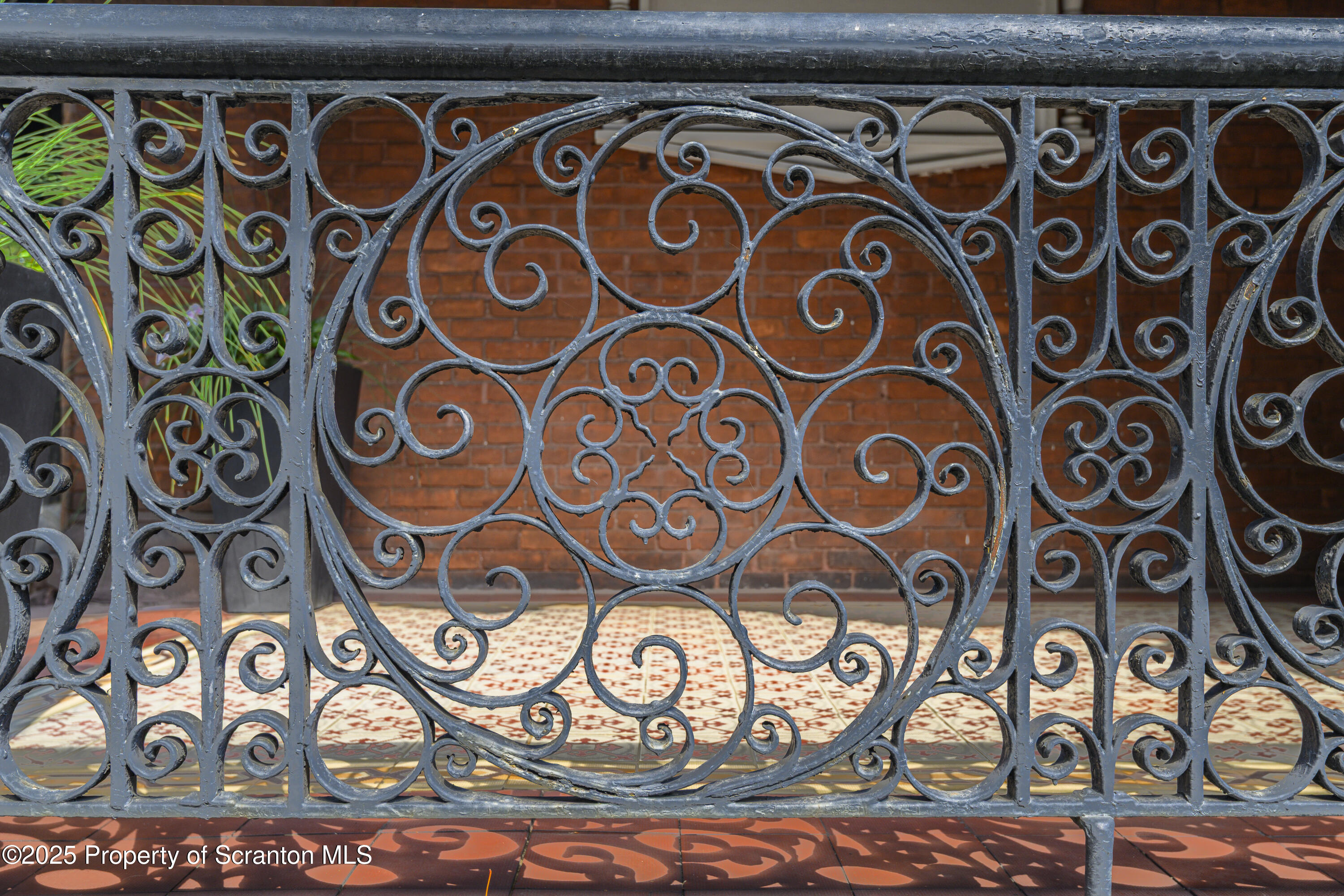 88 S Franklin Street