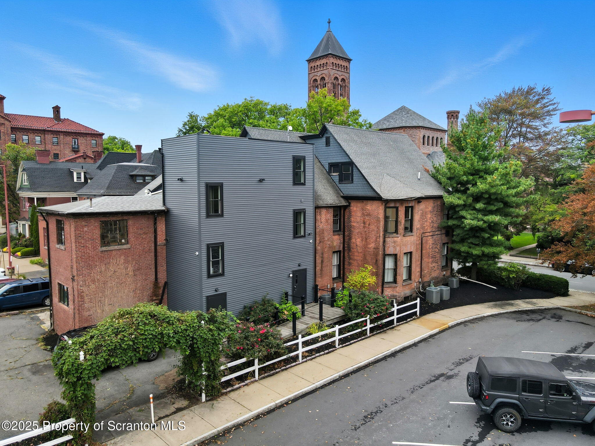 88 S Franklin Street