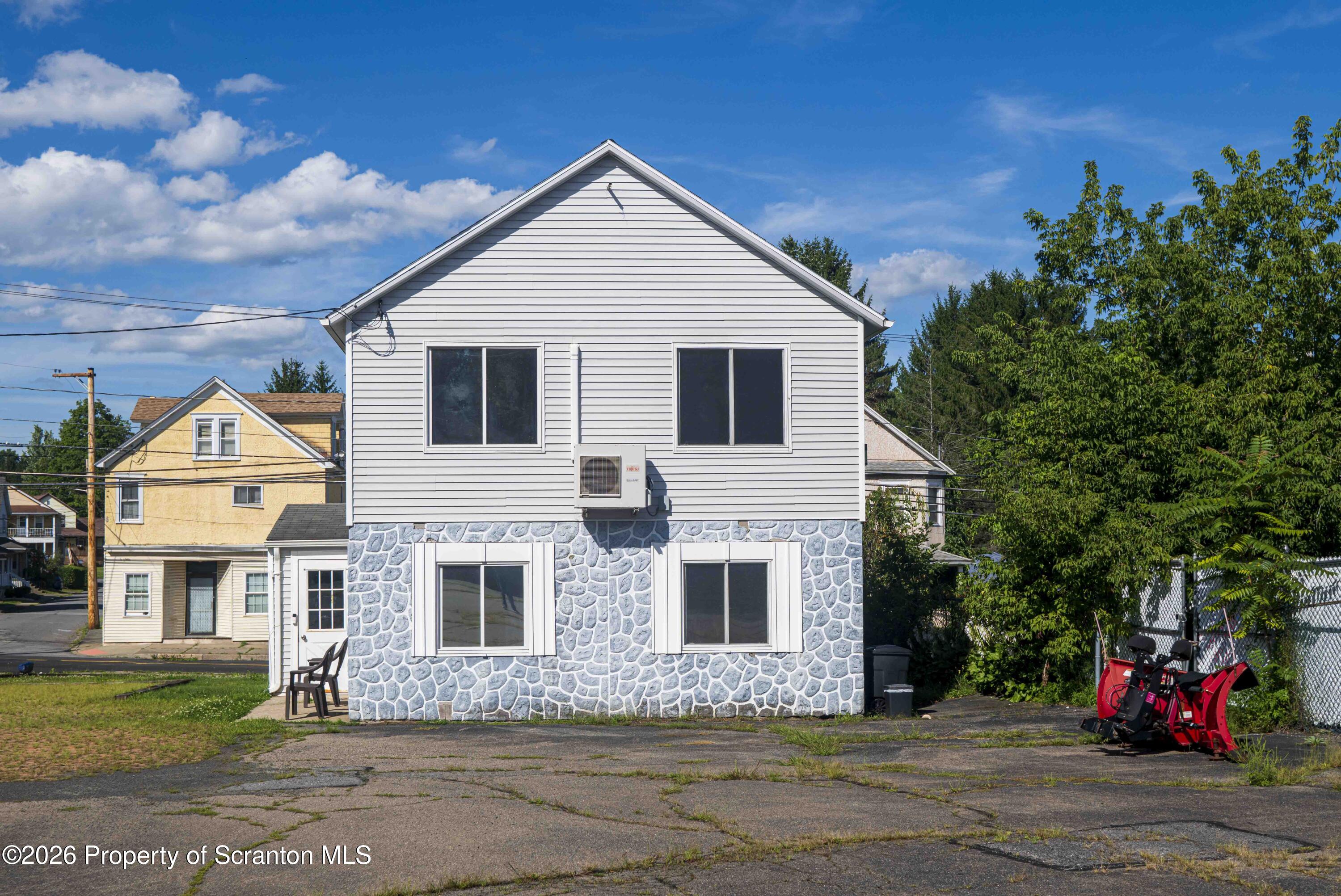 77-79 Fallbrook Street