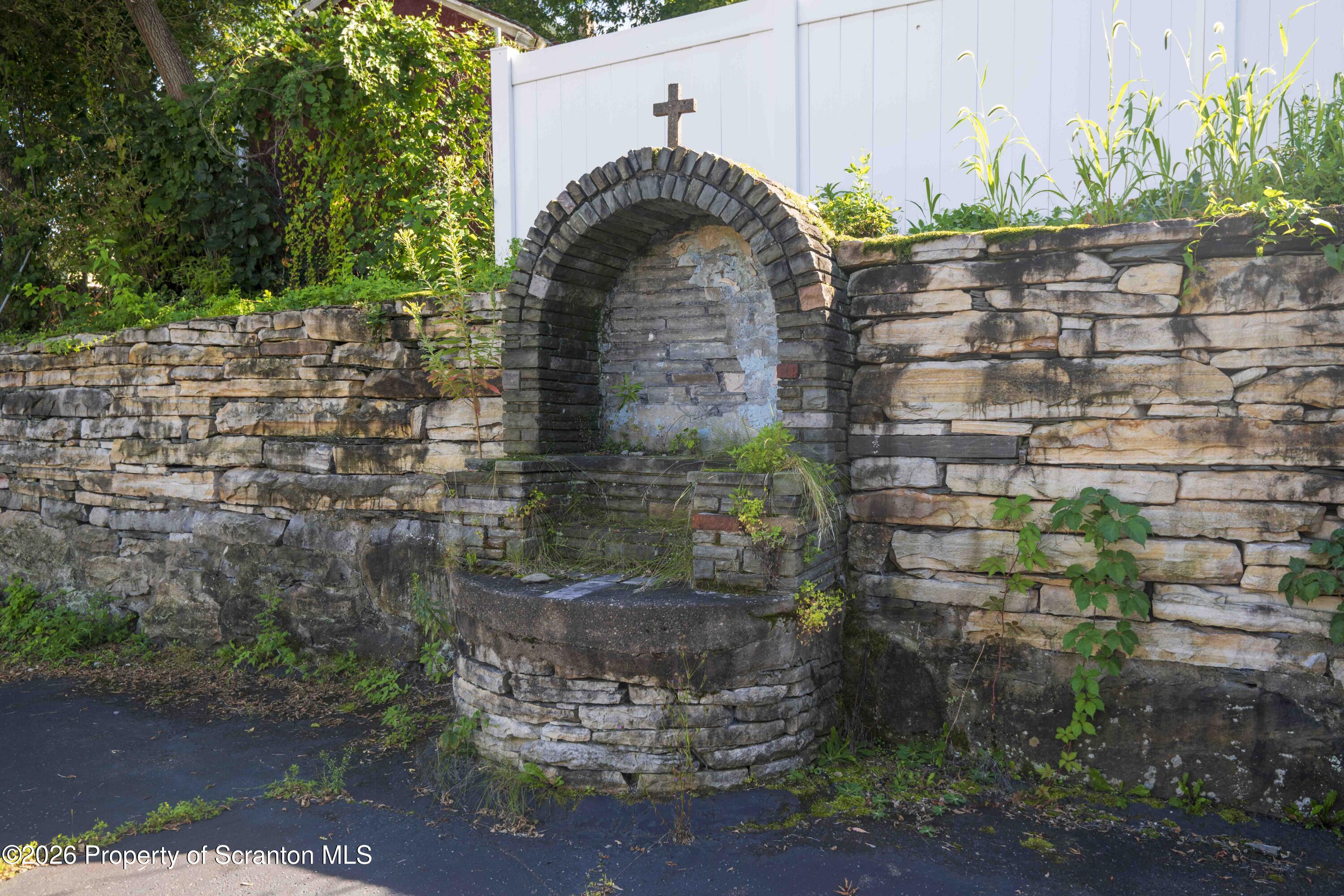77-79 Fallbrook Street