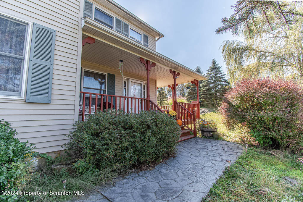 166 Hillview Drive