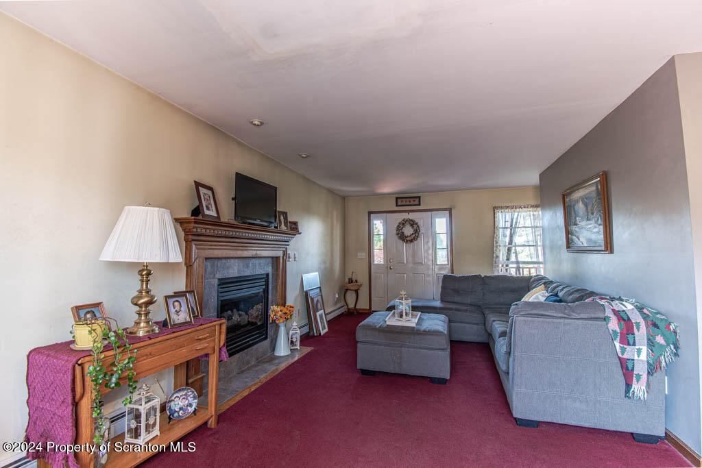166 Hillview Drive