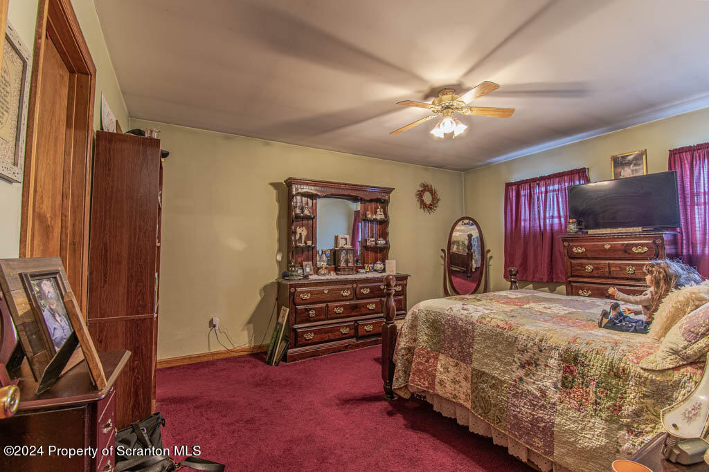 166 Hillview Drive