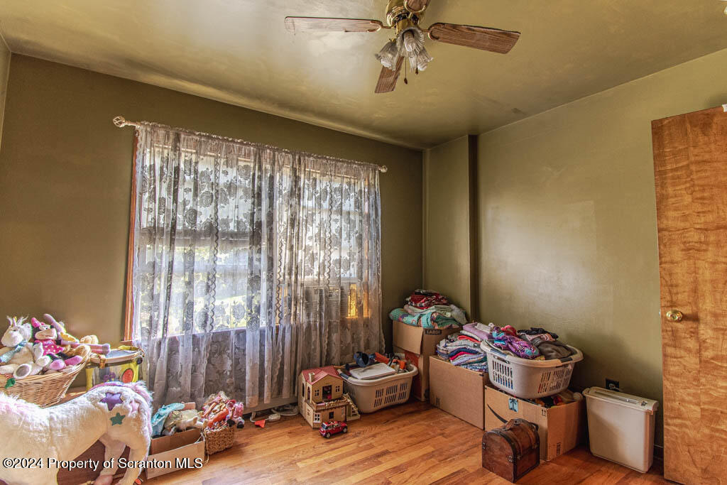 166 Hillview Drive