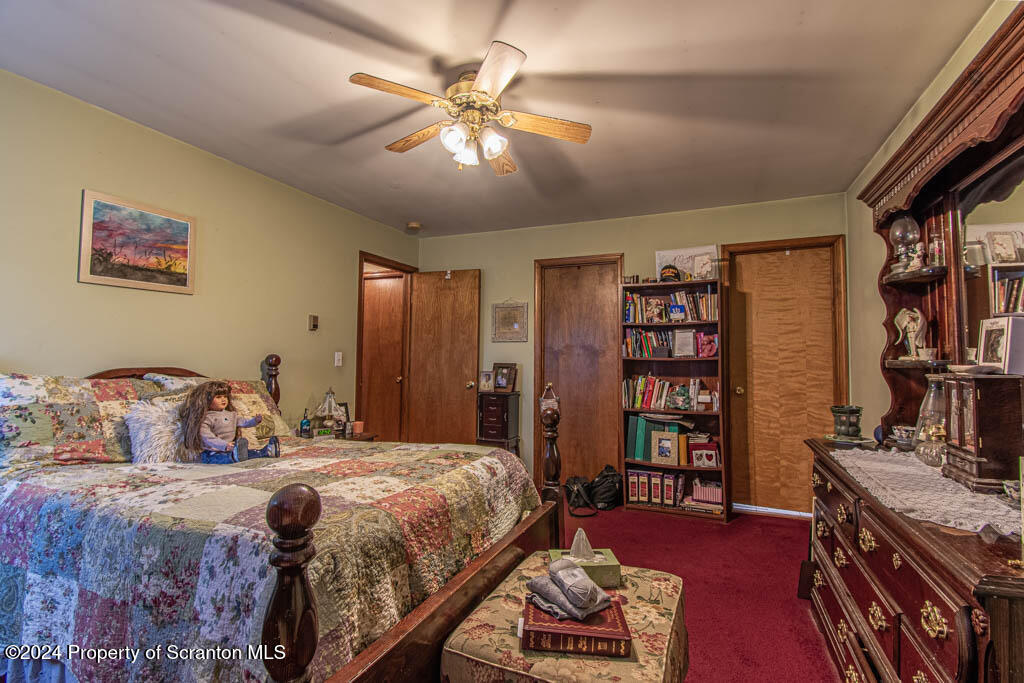 166 Hillview Drive