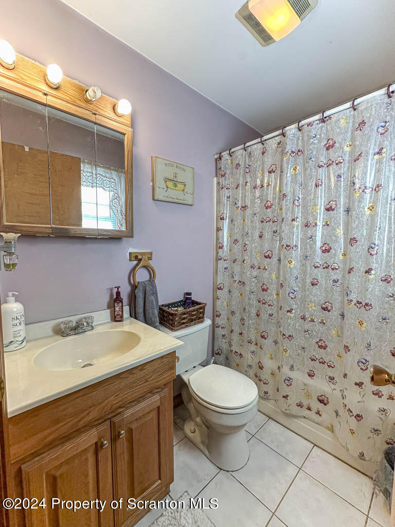 166 Hillview Drive