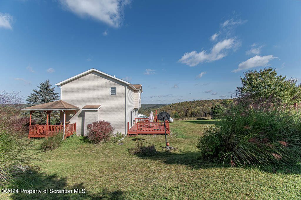 166 Hillview Drive