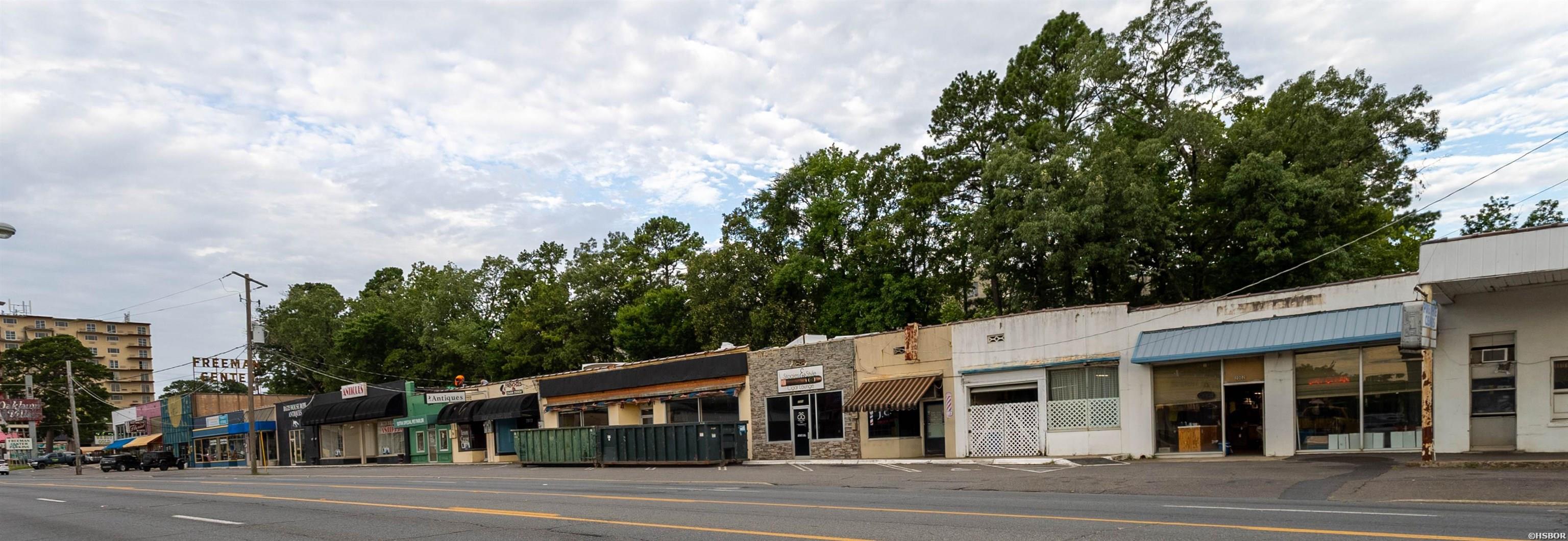 2002-2038 CENTRAL Avenue Unit: 2010