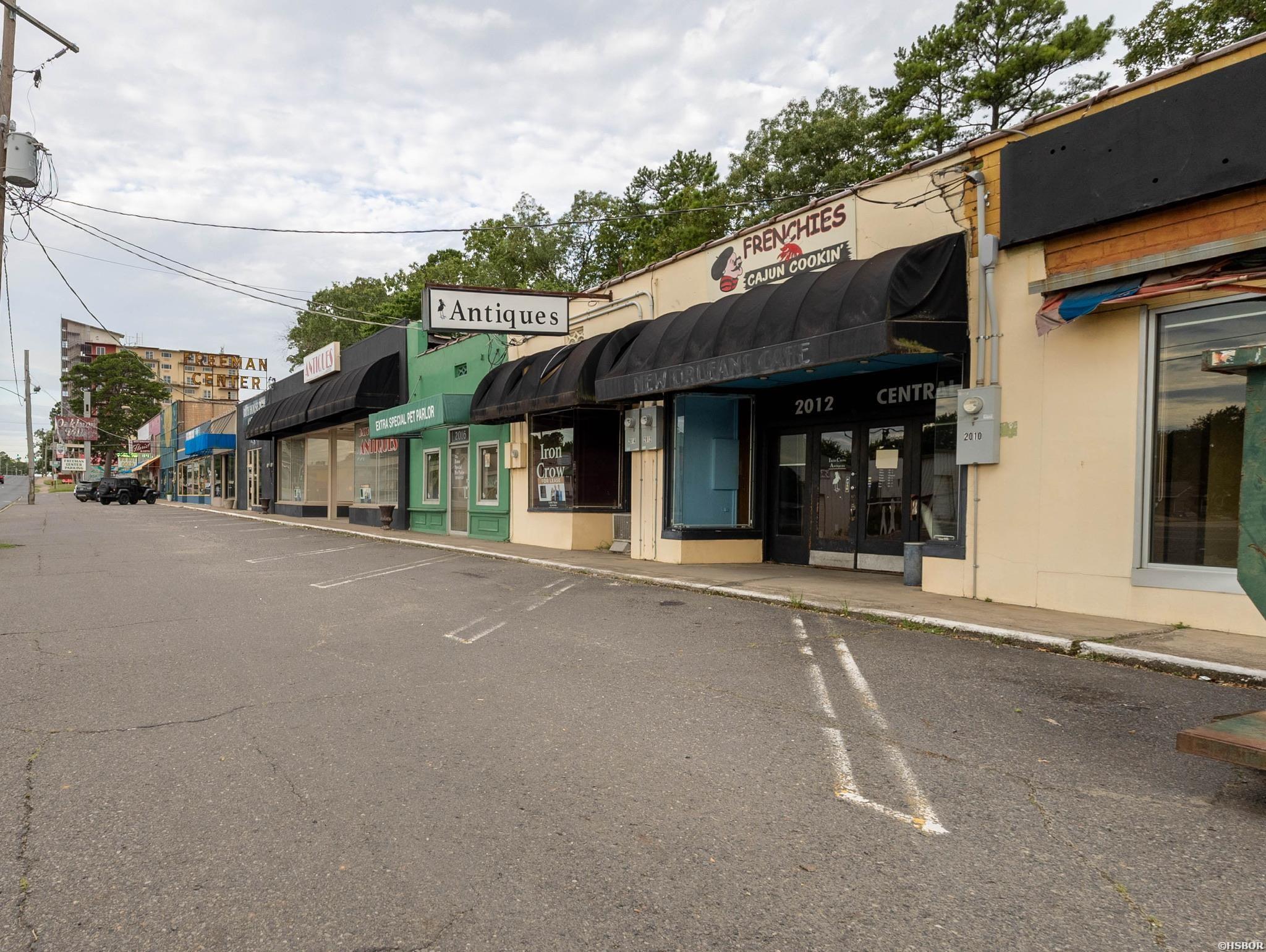2002-2038 CENTRAL Avenue Unit: 2010