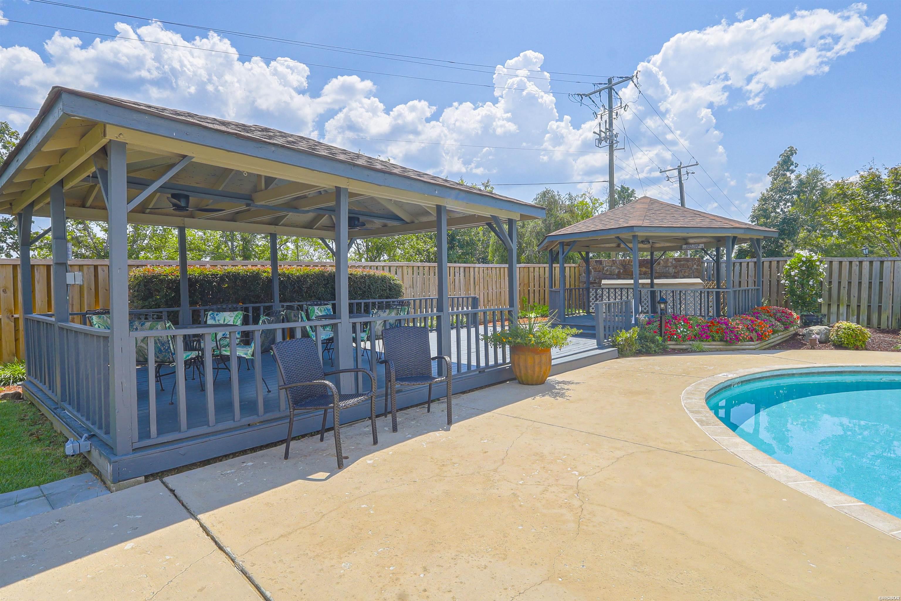 101 LONG ISLAND Drive Unit: 1001