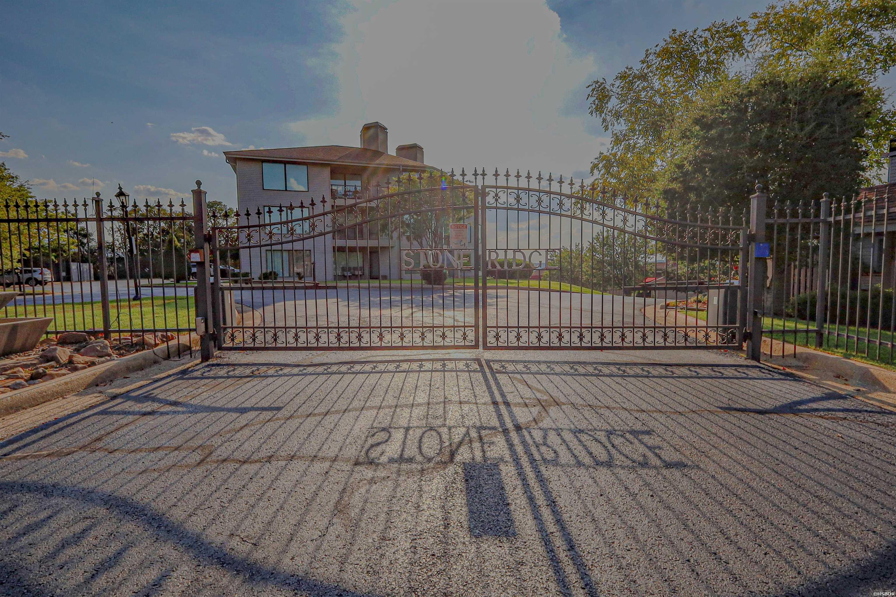 101 LONG ISLAND Drive Unit: 1001