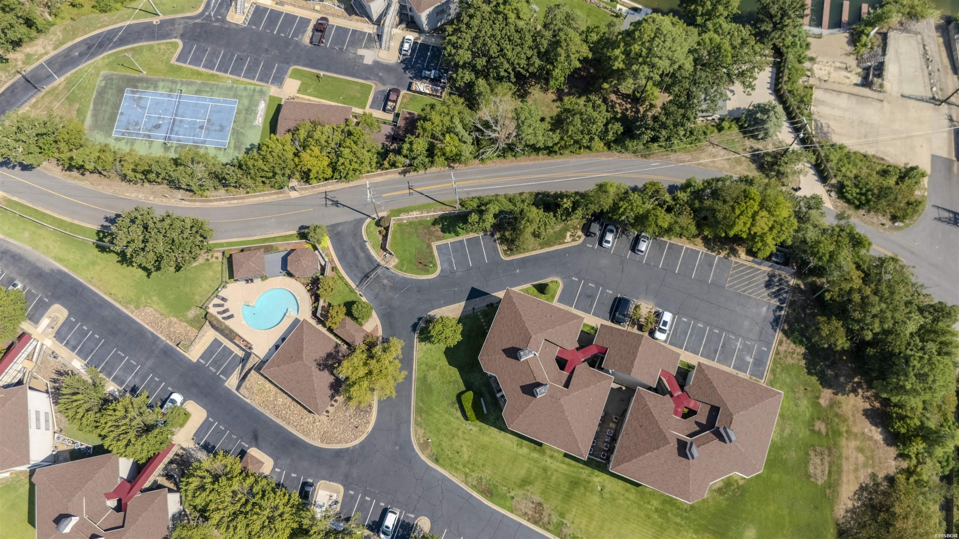 101 LONG ISLAND Drive Unit: 1001