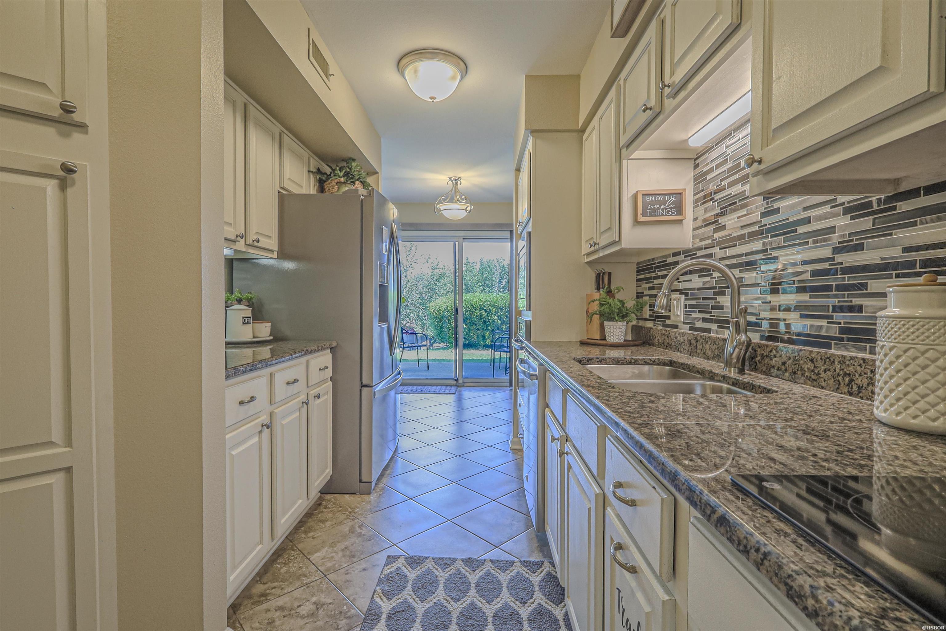 101 LONG ISLAND Drive Unit: 1001