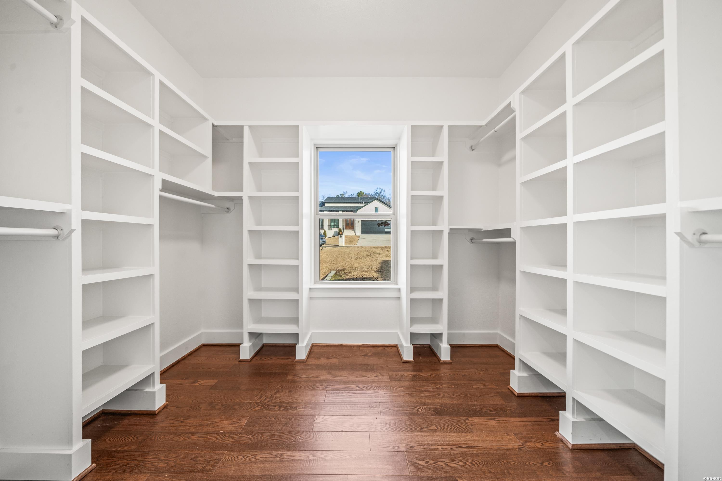 8001 KANIS PINES Drive