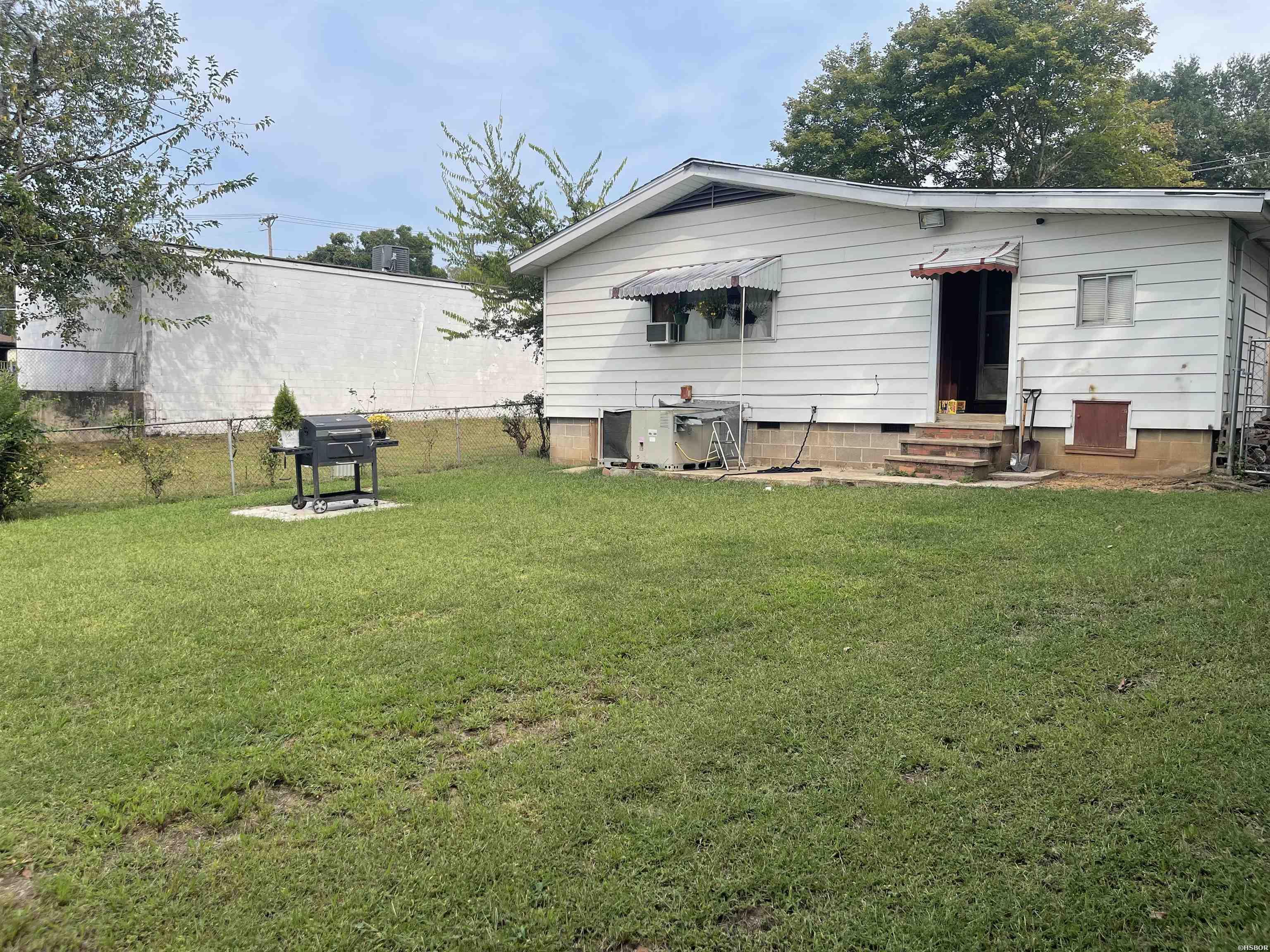1006 W 41ST Street