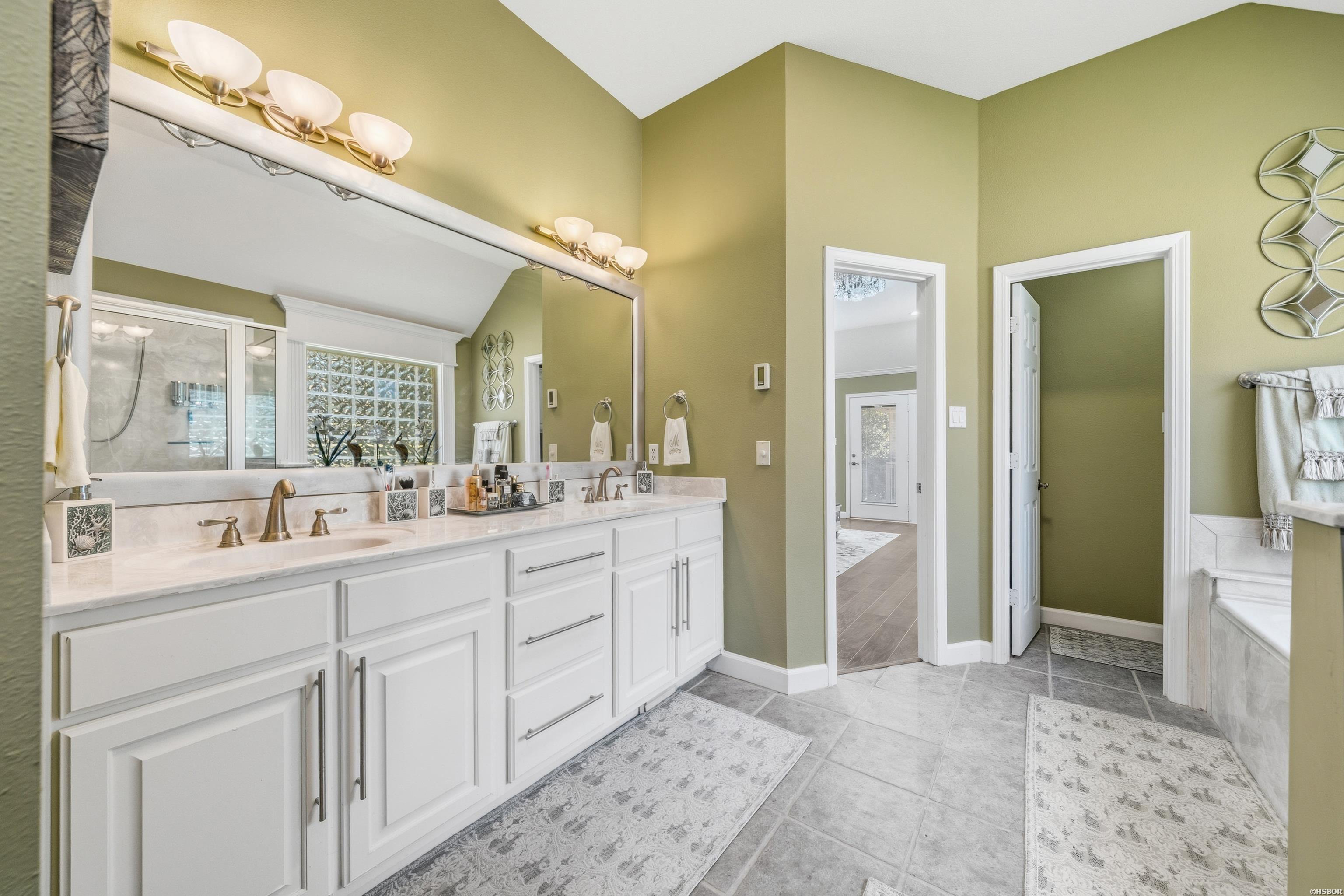 58 STONEGATE Terrace