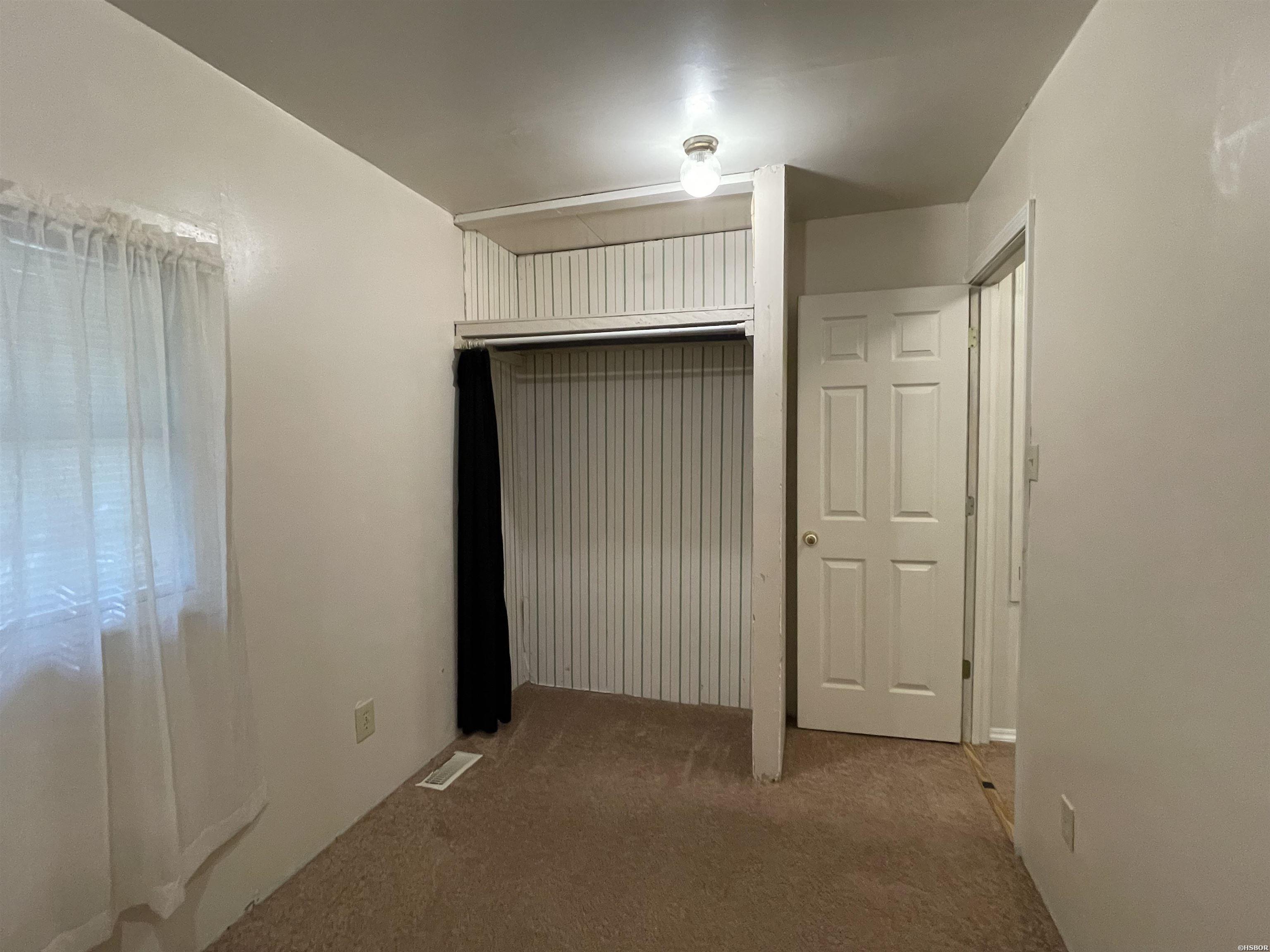 11 TIMBERCREST Drive