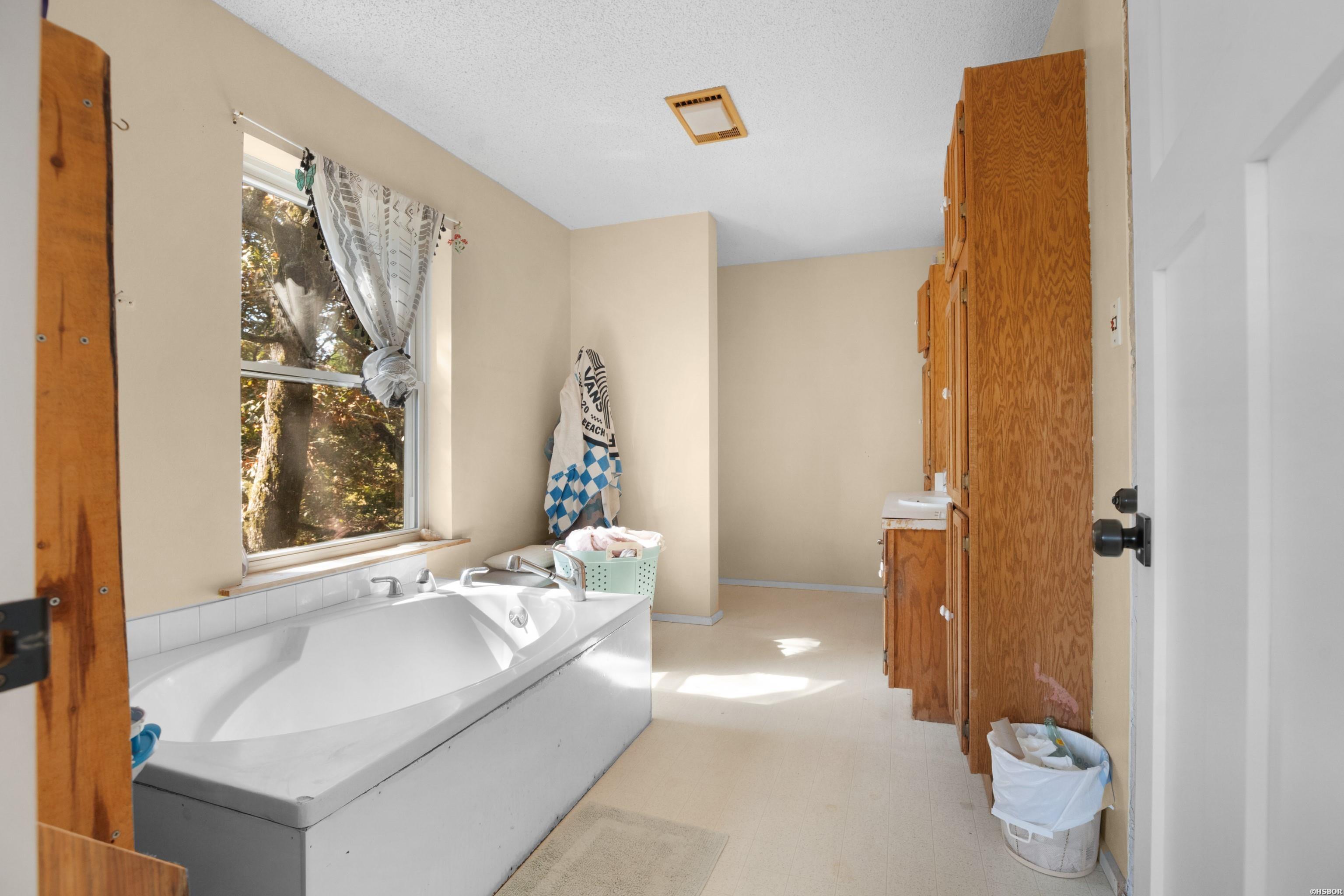 122 OUACHITA RIVER HAVEN Road