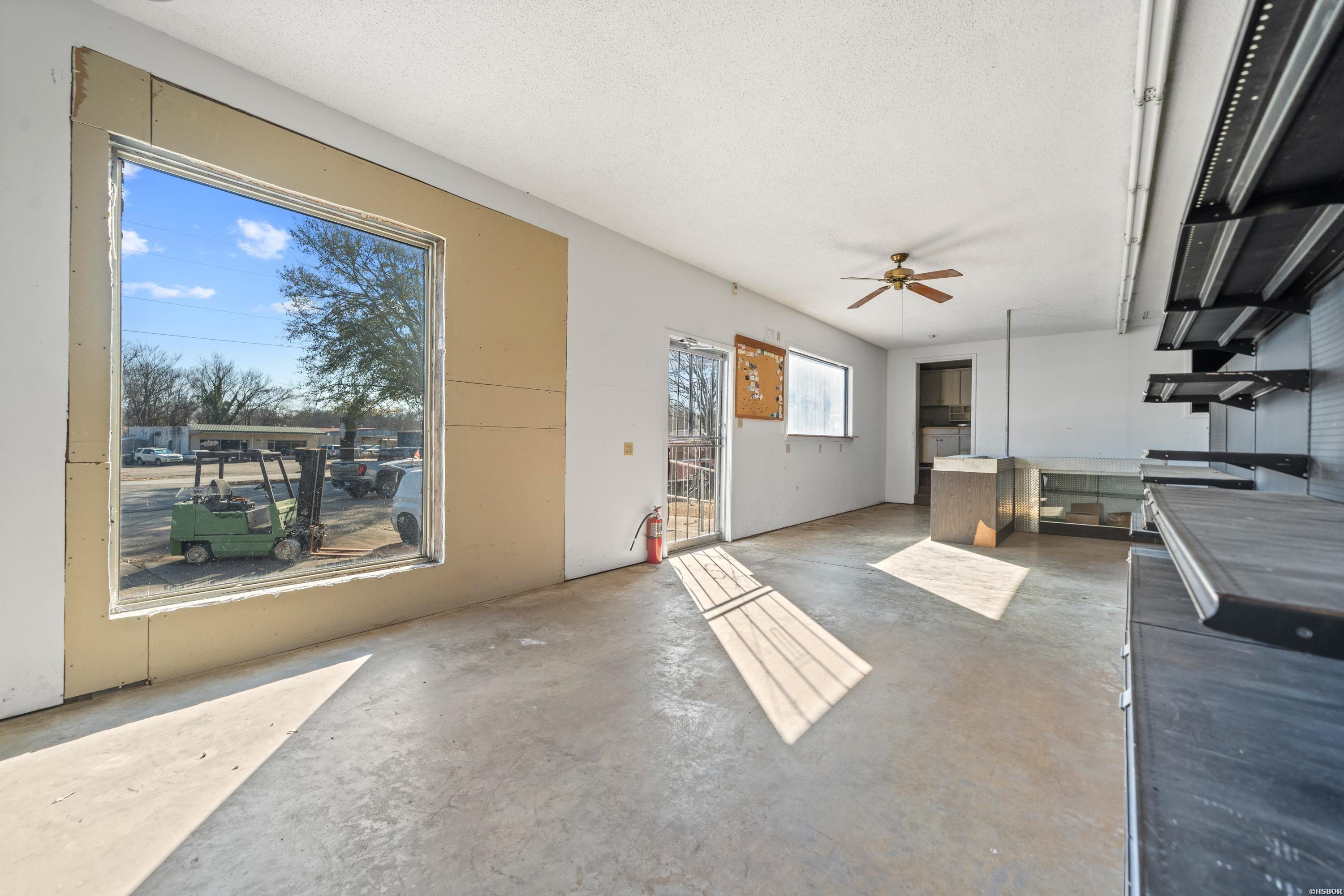 815 & 817 GRAND Avenue