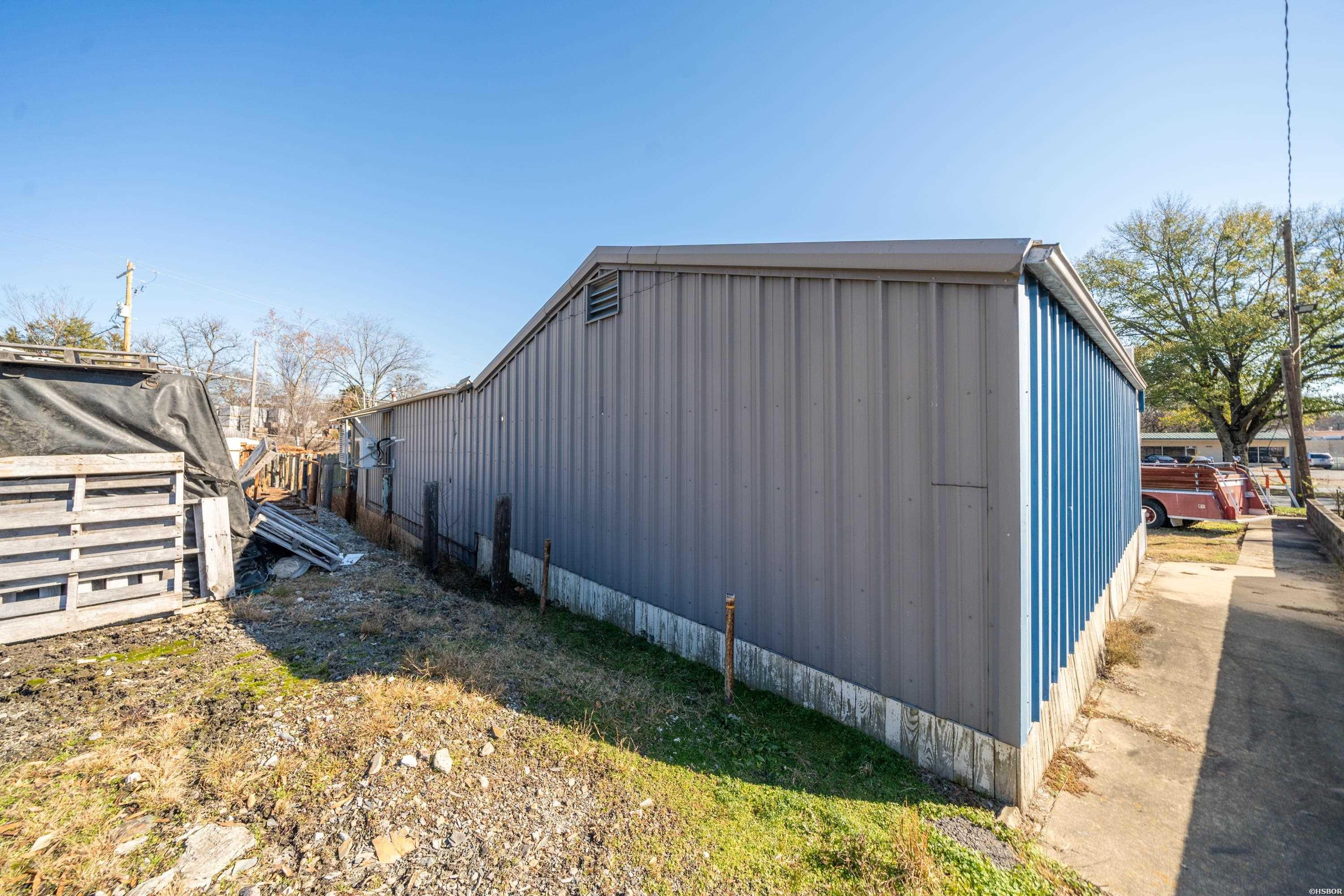 815 & 817 GRAND Avenue