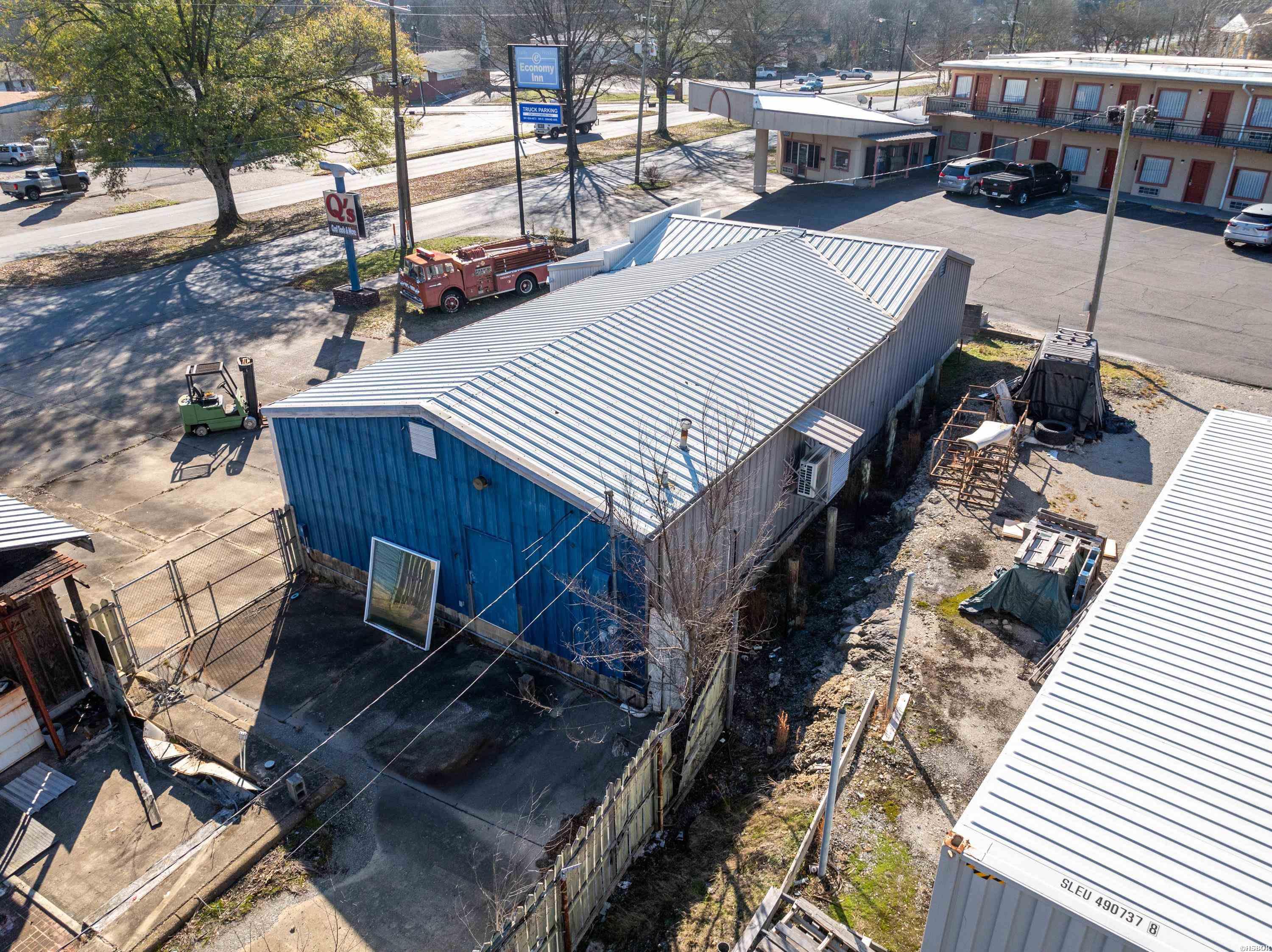 815 & 817 GRAND Avenue