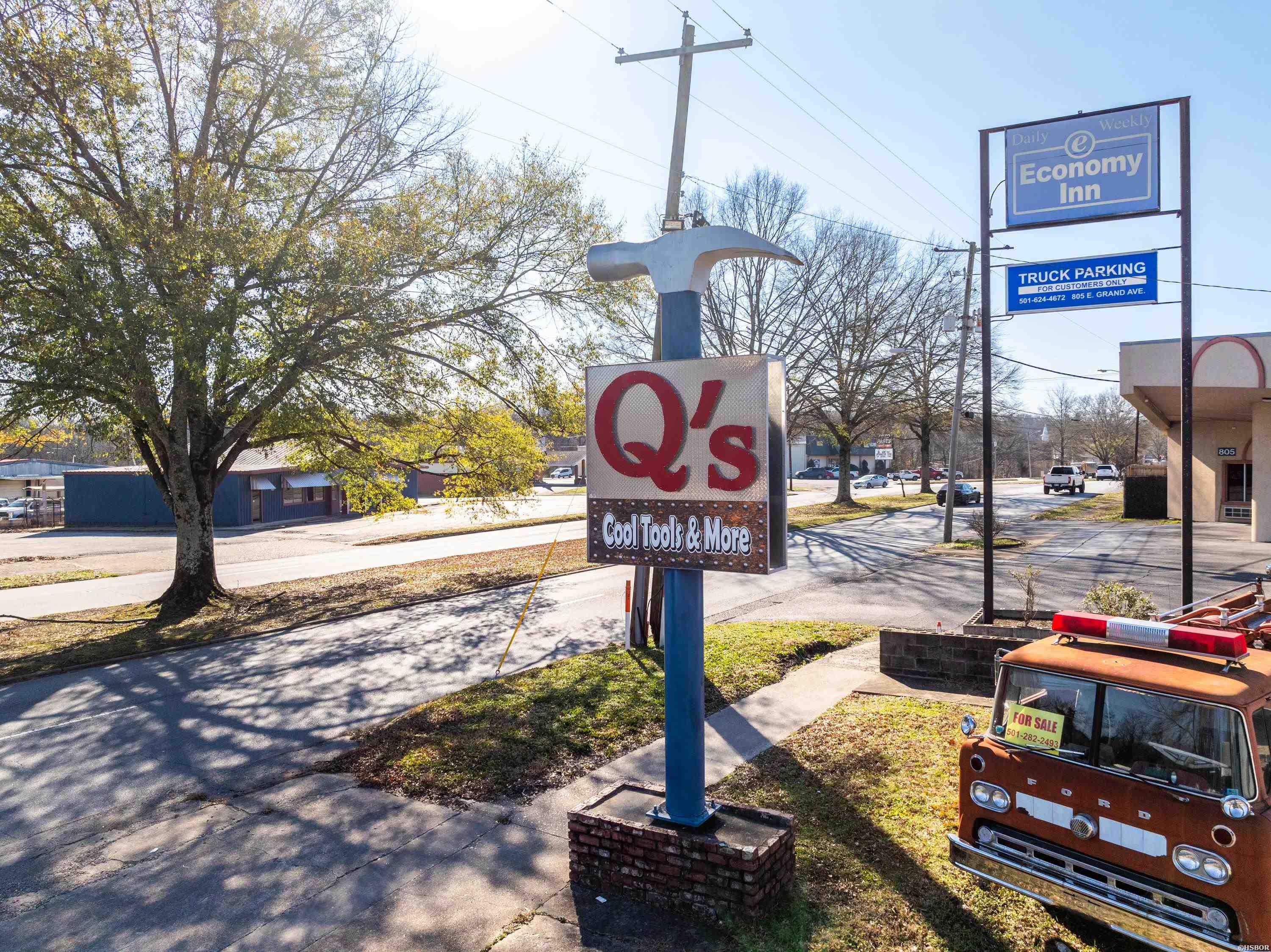 815 & 817 GRAND Avenue