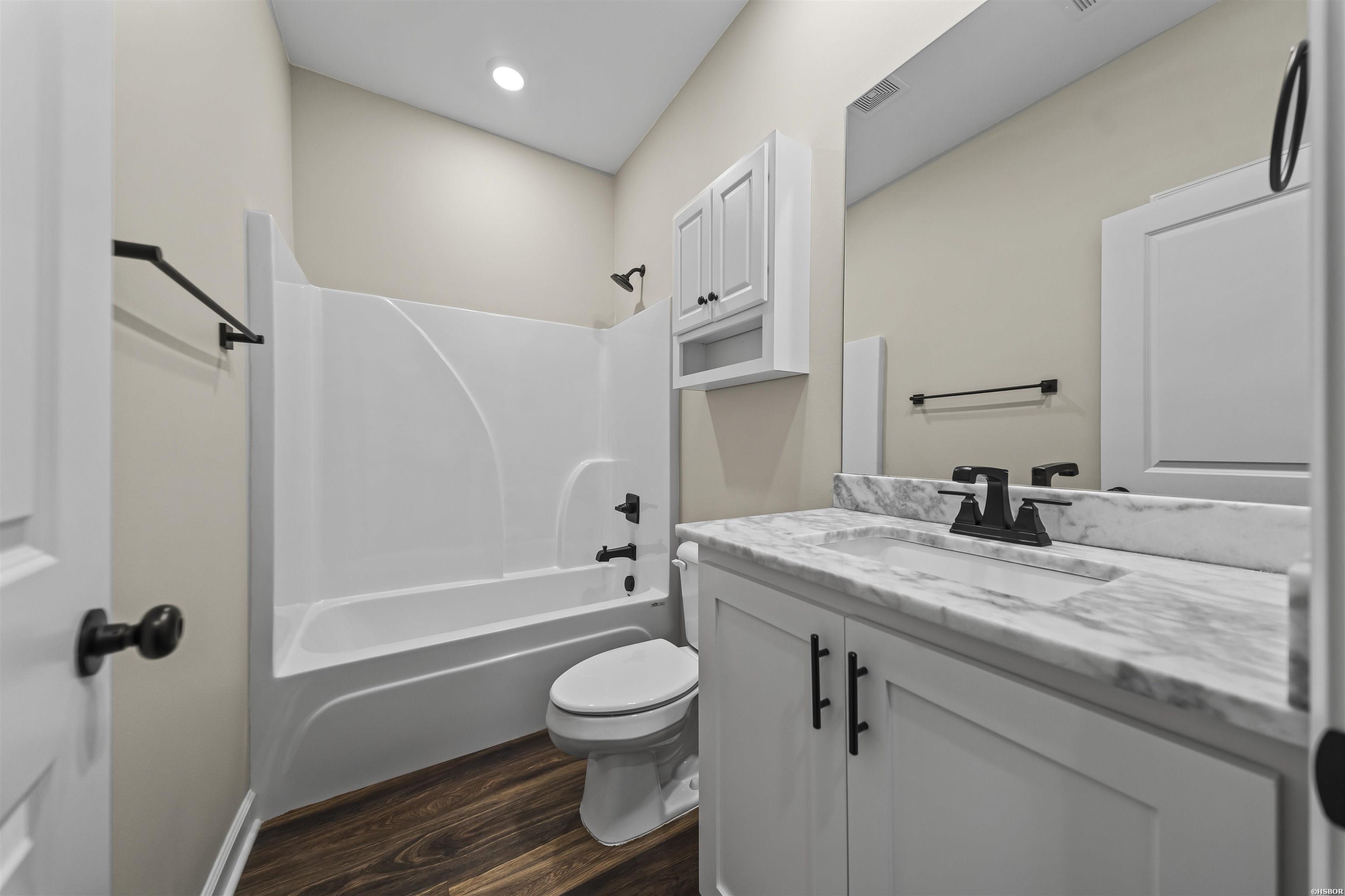 197 CATHERINE HEIGHTS Road Unit: B