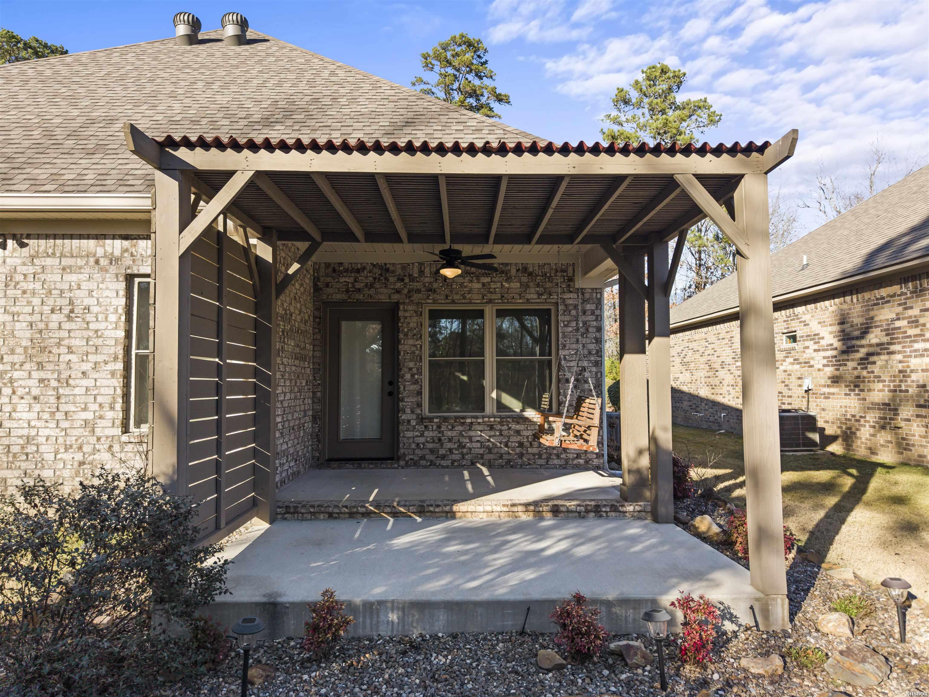 197 CATHERINE HEIGHTS Road Unit: B