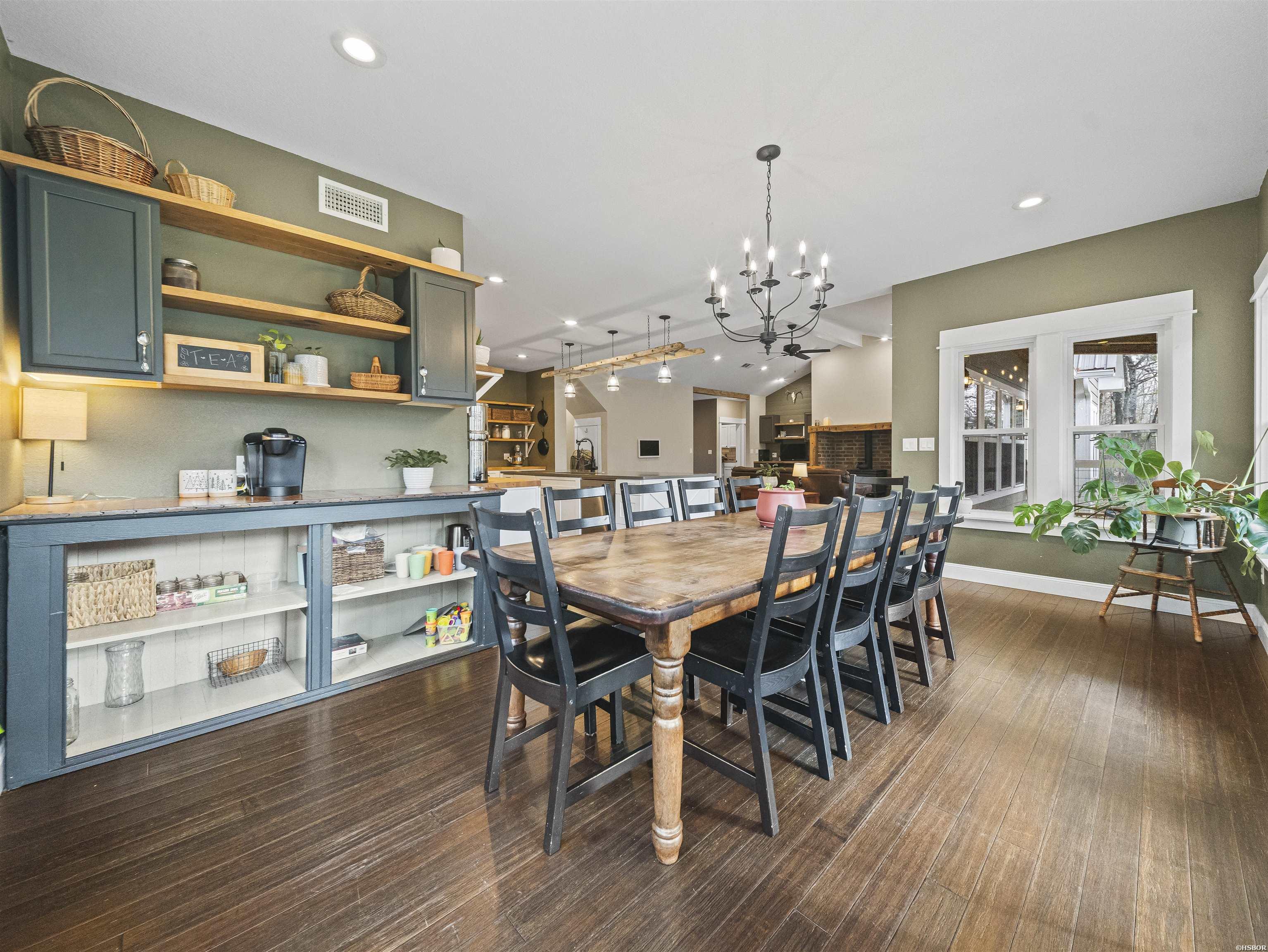 95 THUNDER MOUNTAIN Road