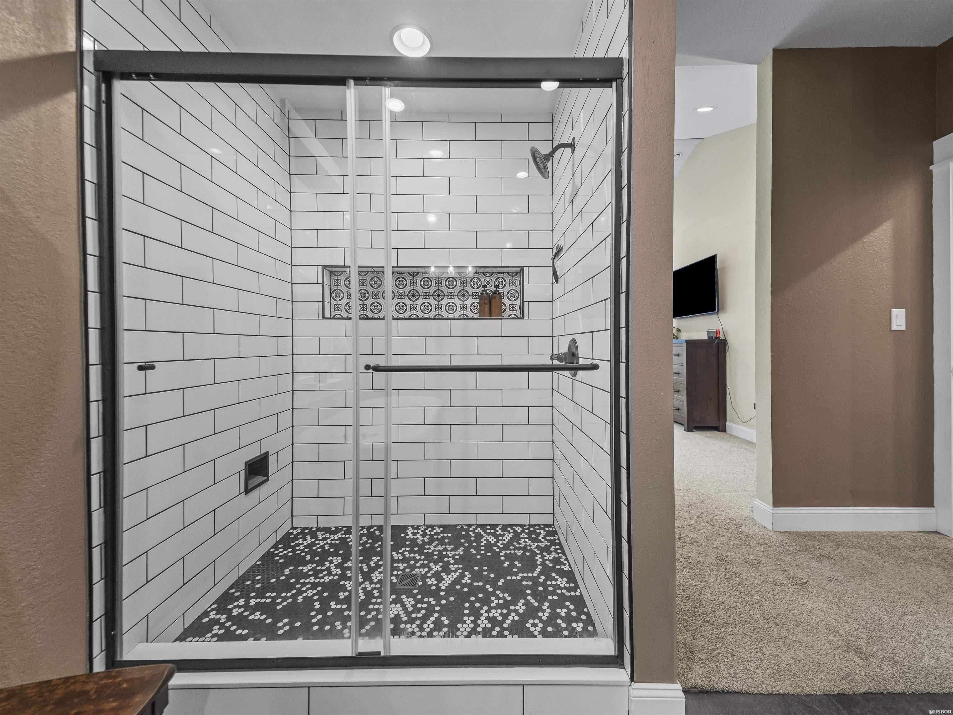 95 THUNDER MOUNTAIN Road