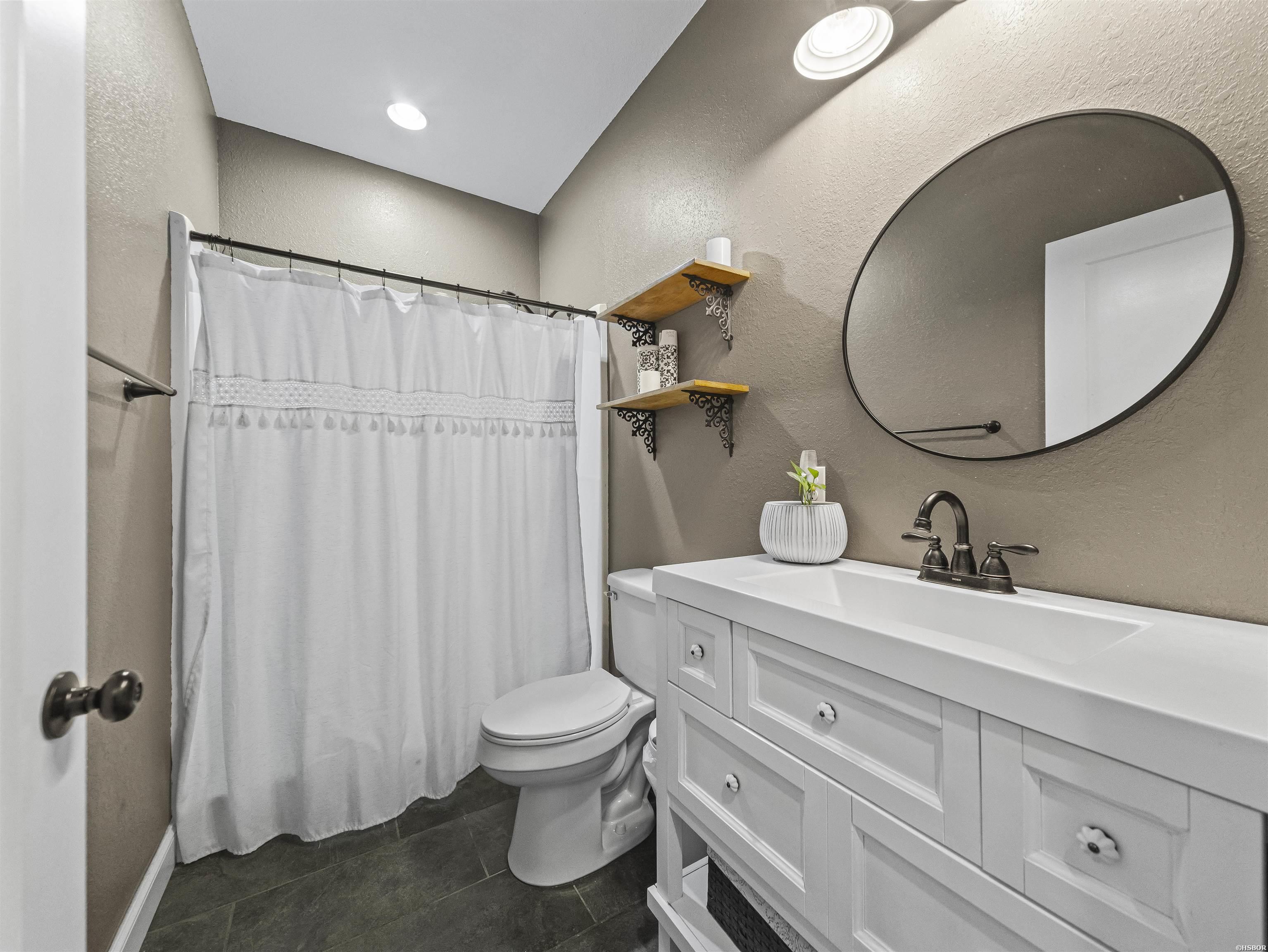 95 THUNDER MOUNTAIN Road